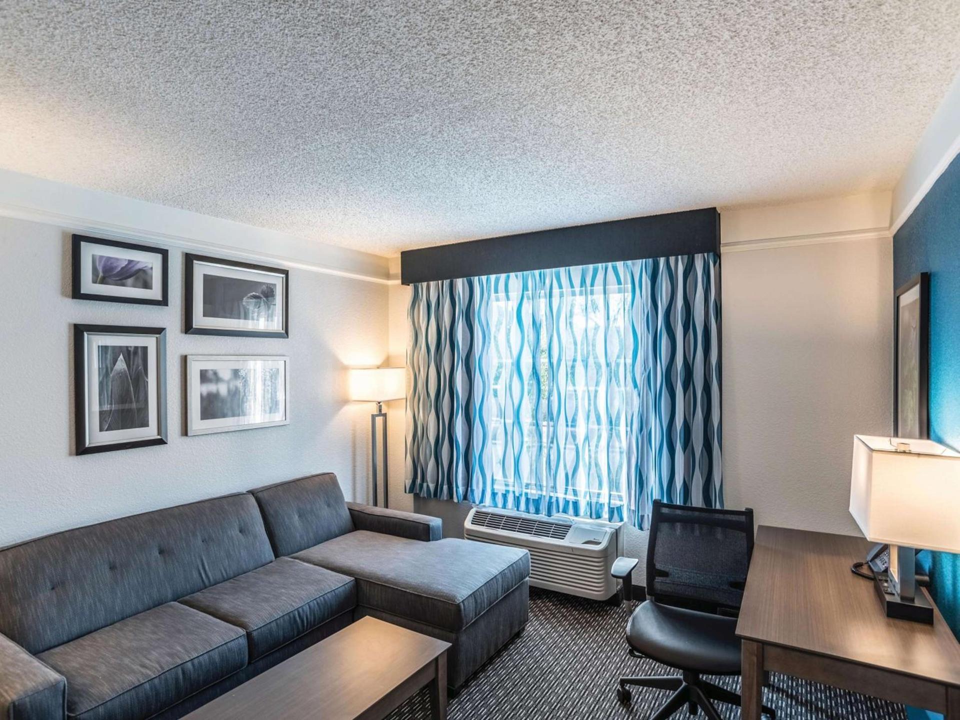 La Quinta by Wyndham Phoenix Chandler photo 33