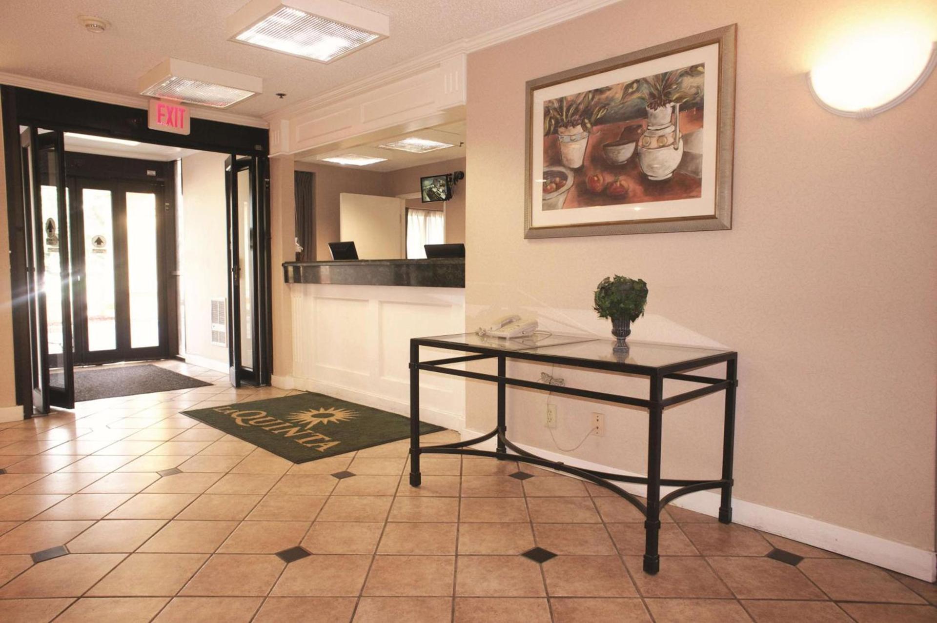 La Quinta Inn by Wyndham Detroit Canton photo 34