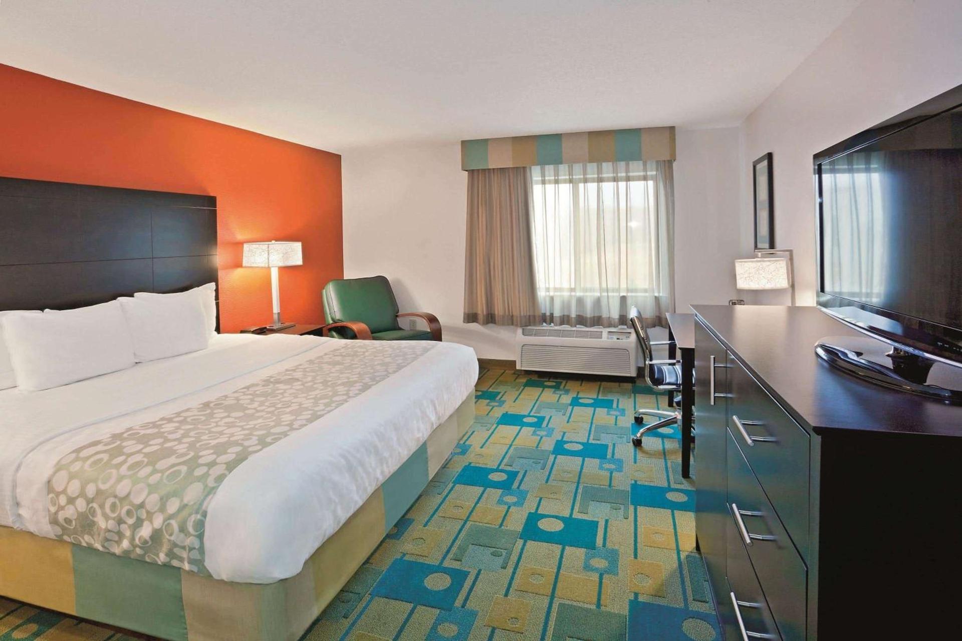 La Quinta by Wyndham Mansfield OH photo 20