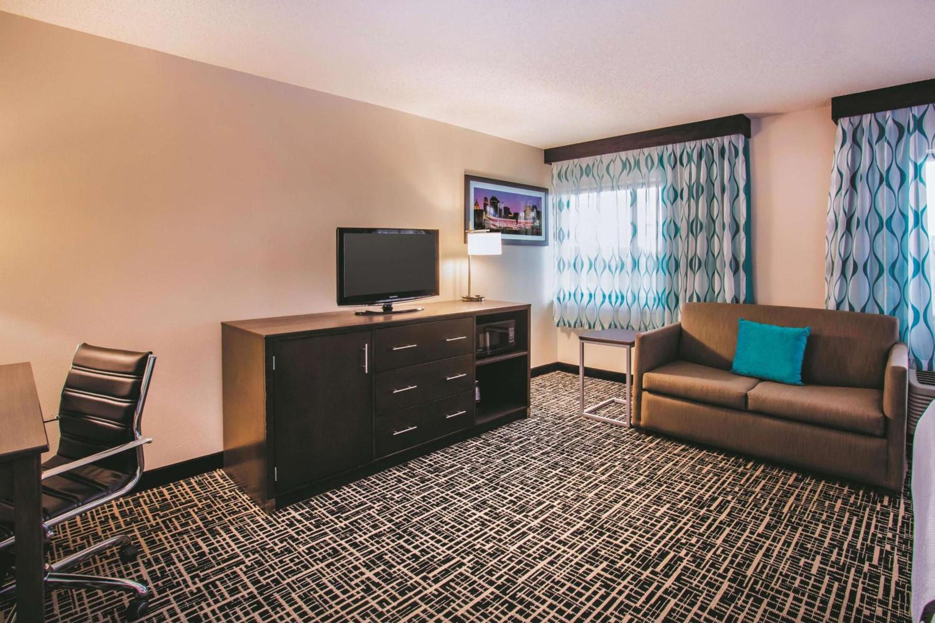 La Quinta by Wyndham Cincinnati NE - Mason photo 15