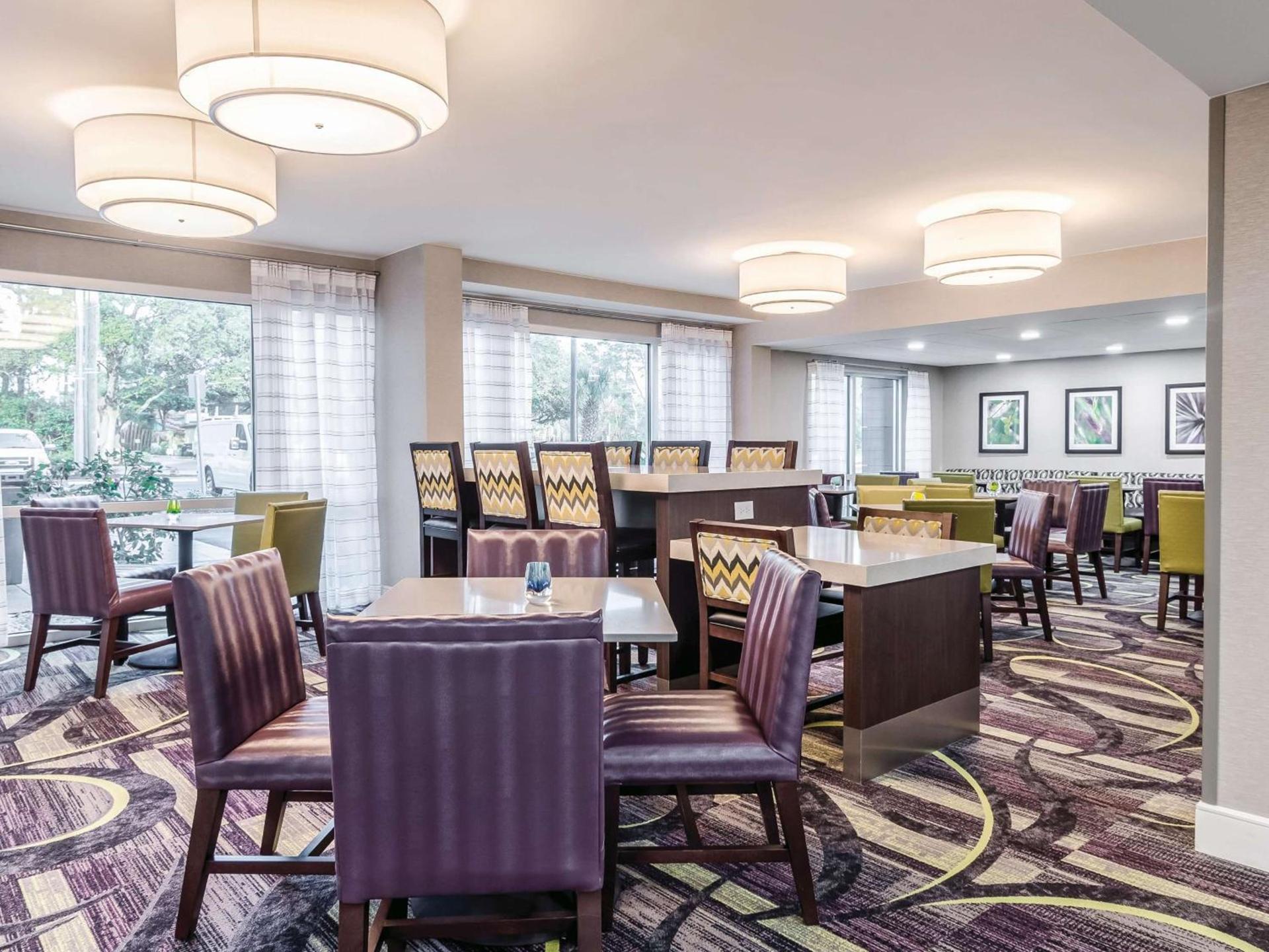 La Quinta Inn & Suites by Wyndham Myrtle Beach - N Kings Hwy photo 48