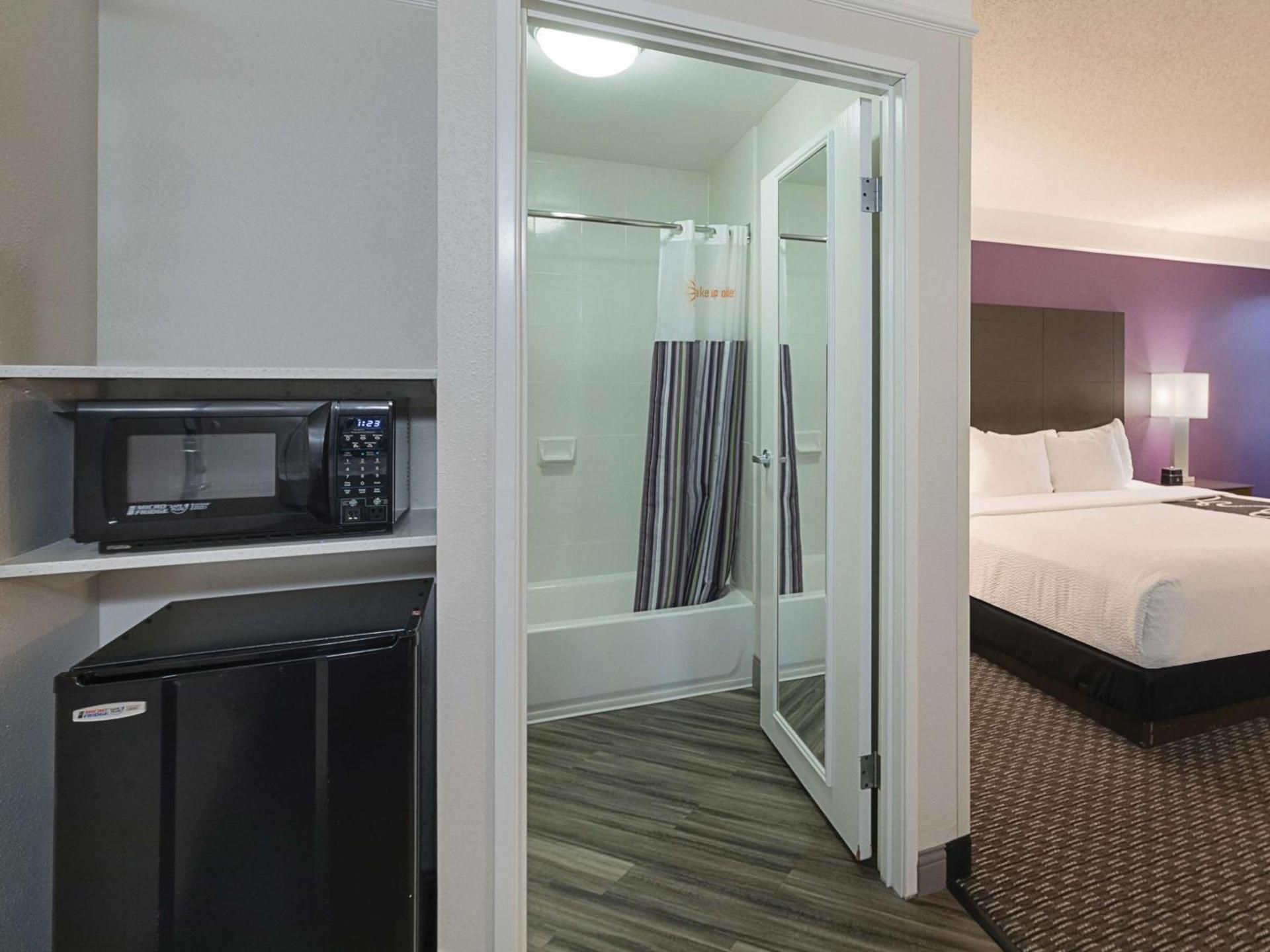 La Quinta by Wyndham Austin Round Rock photo 25