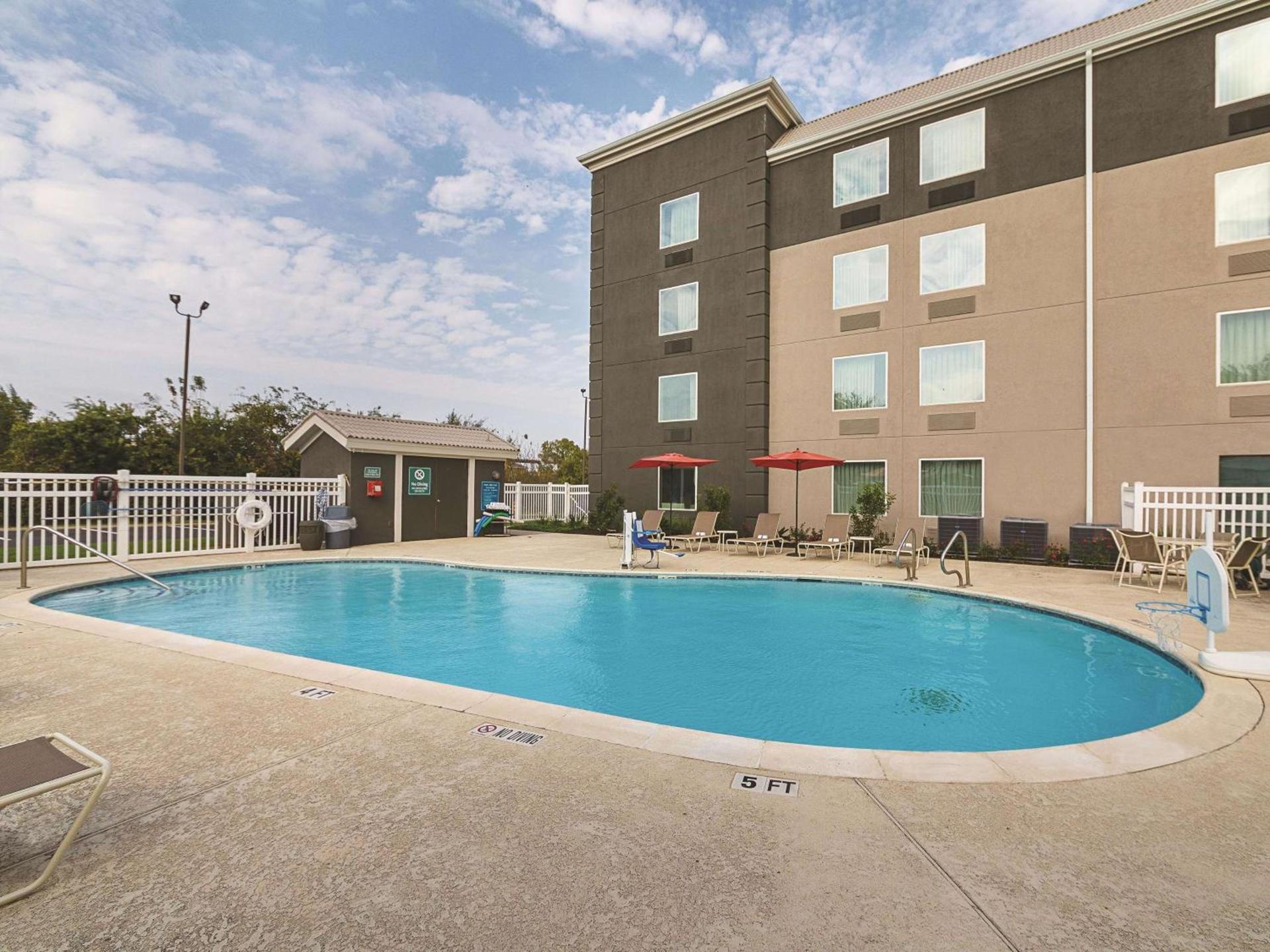 La Quinta by Wyndham Austin Round Rock photo 24