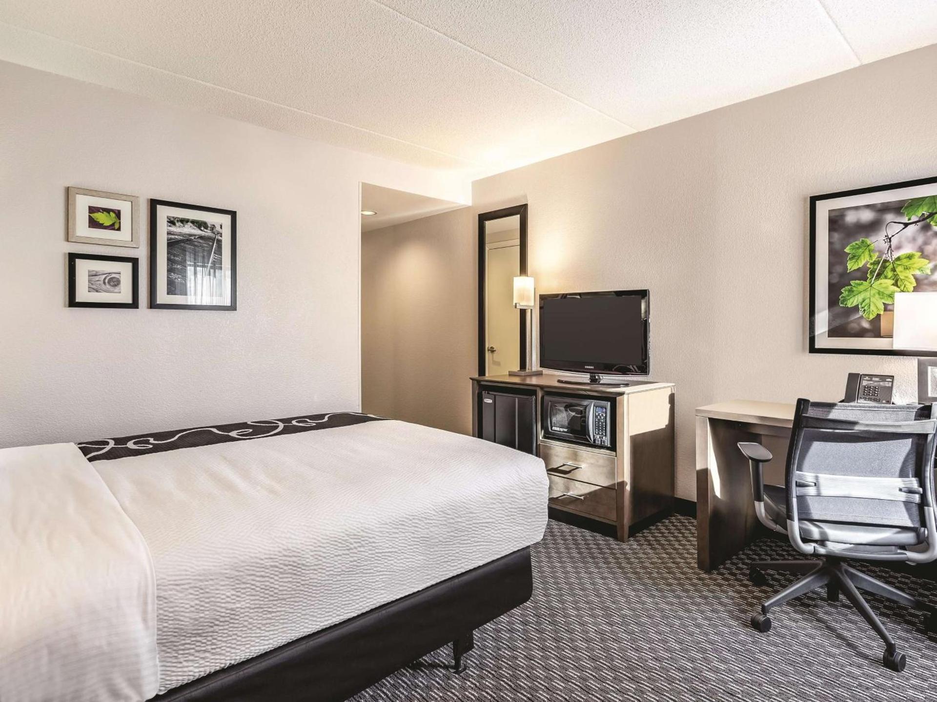 La Quinta by Wyndham Columbia / Fort Meade photo 40