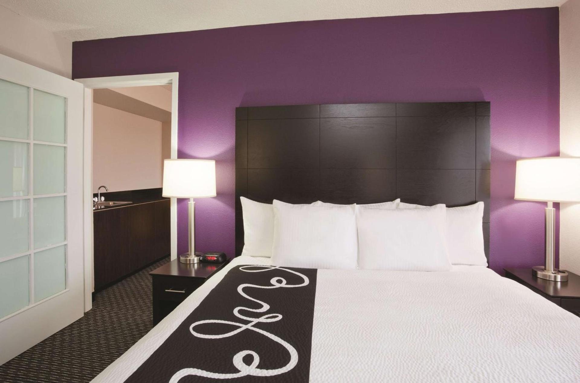 Bloom Hotel photo 9