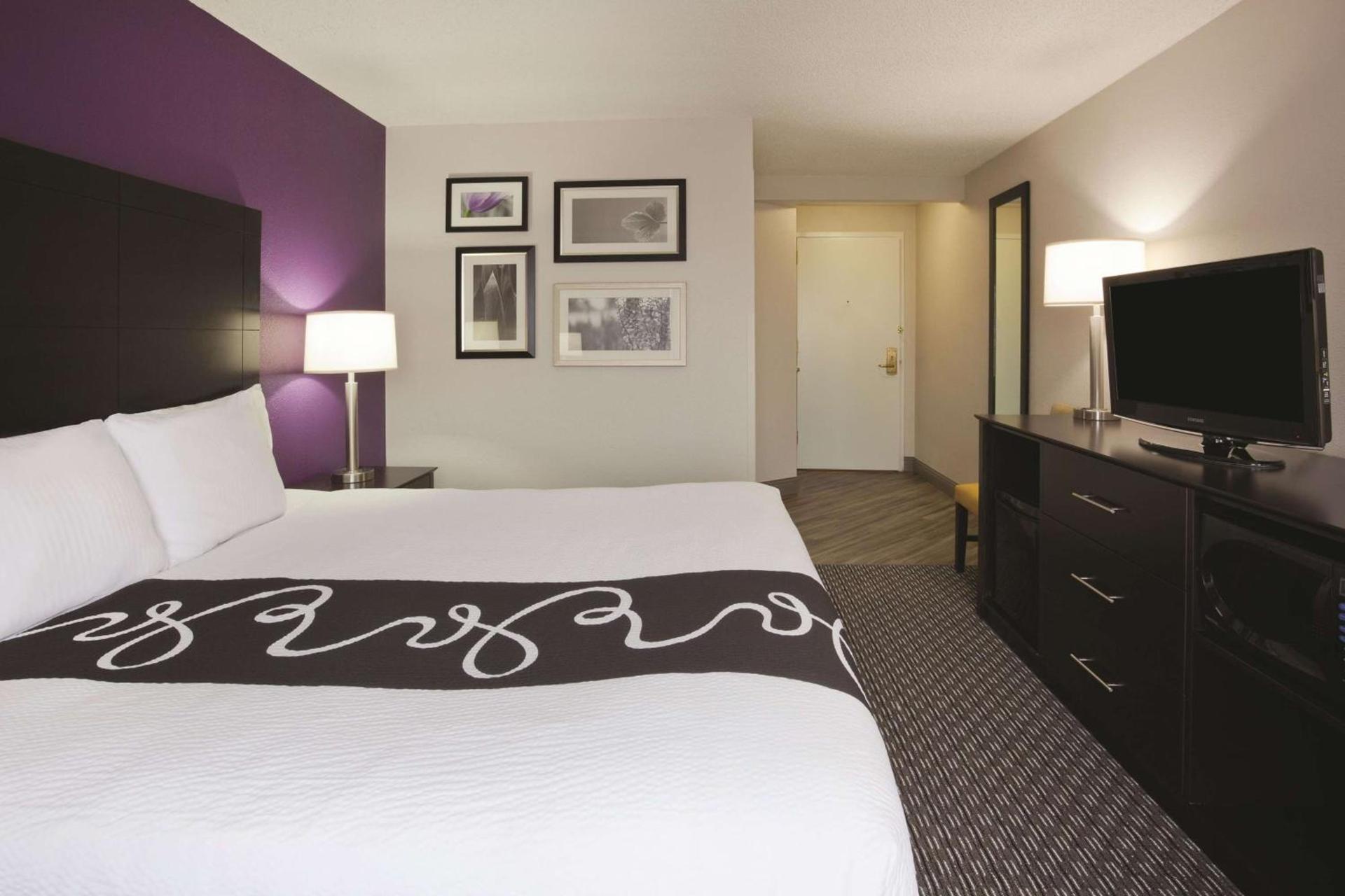 Bloom Hotel photo 14
