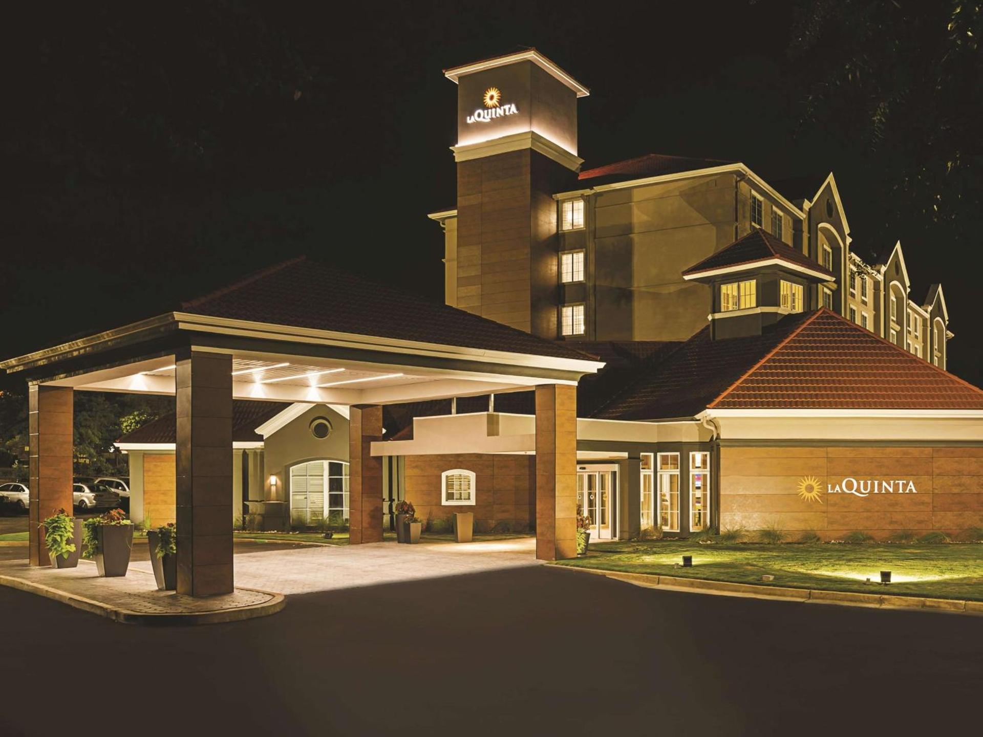 La Quinta by Wyndham Atlanta Alpharetta photo 3
