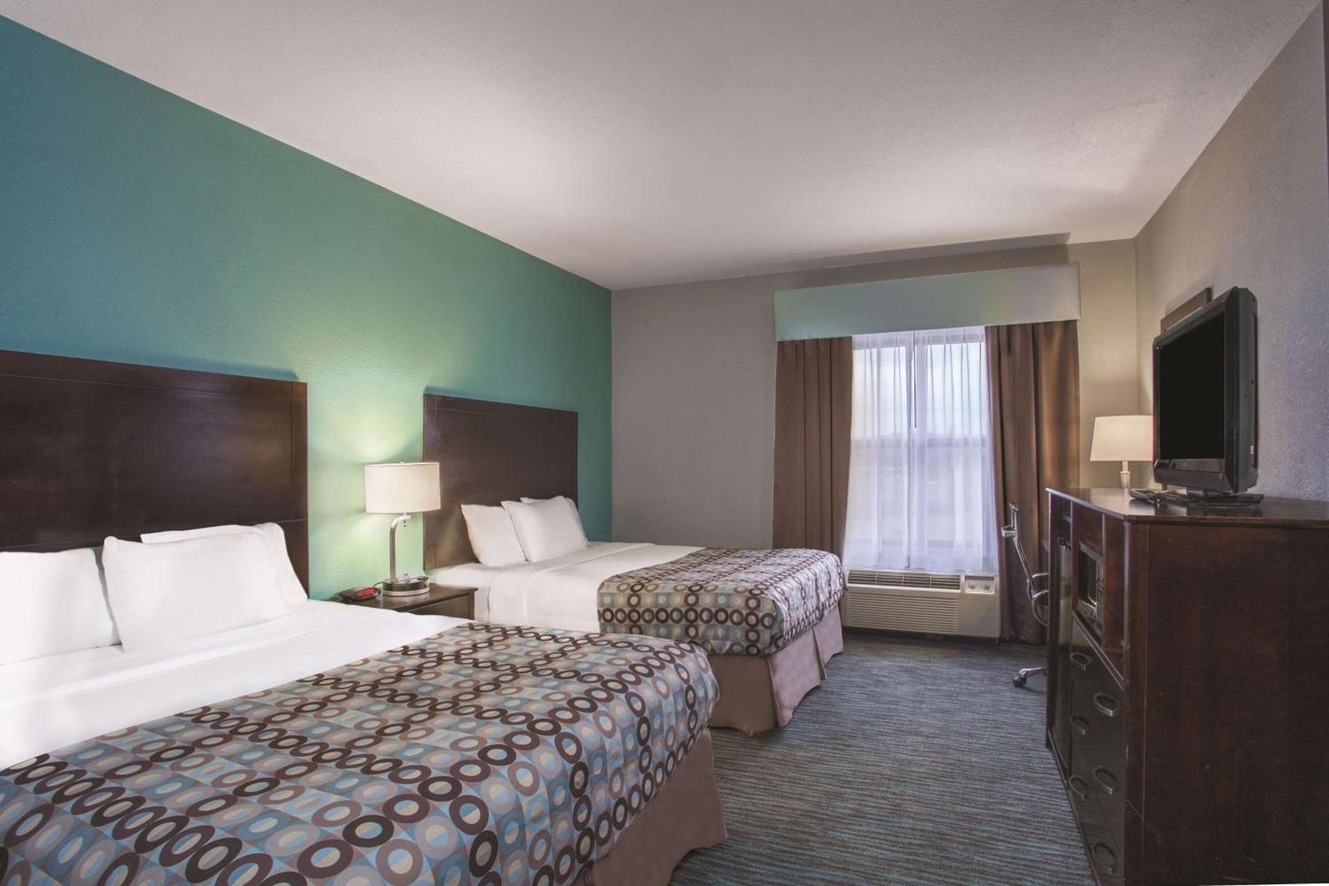 La Quinta by Wyndham Knoxville East photo 12