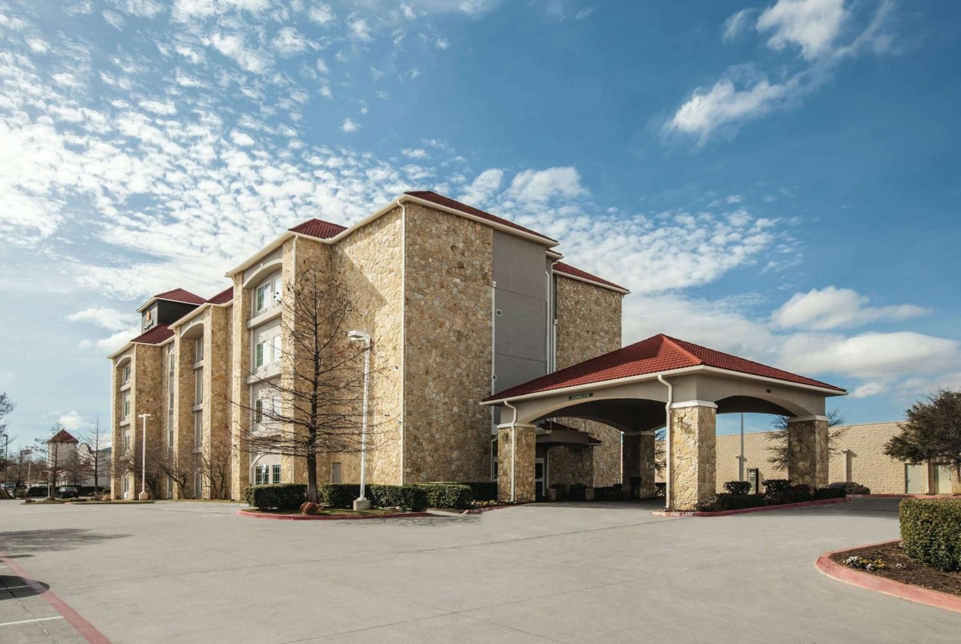 La Quinta by Wyndham Mansfield TX photo 24