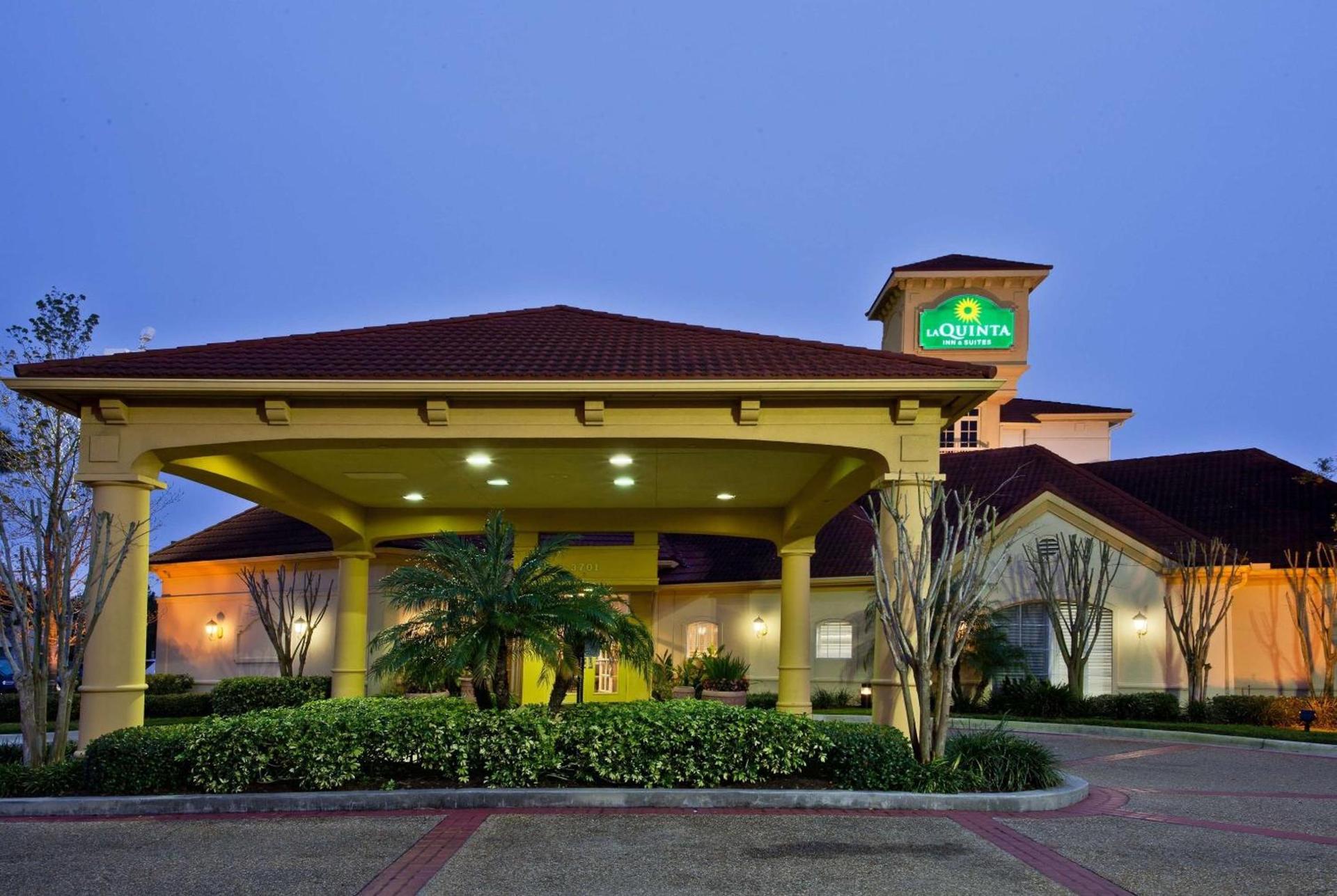 La Quinta by Wyndham USF (Near Busch Gardens) photo 1