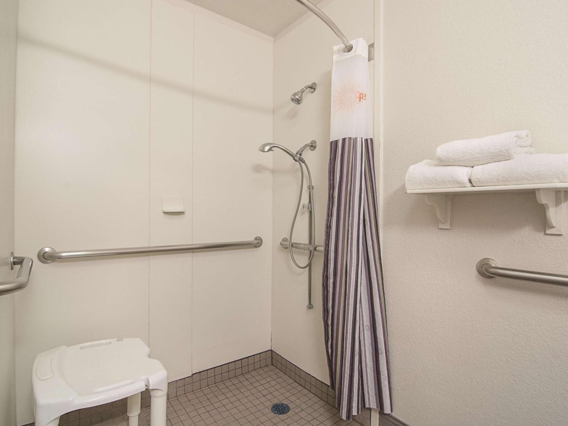 La Quinta by Wyndham Phoenix Mesa West photo 18