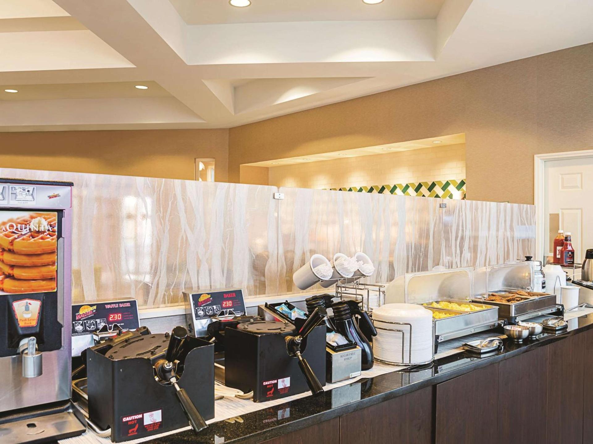 La Quinta by Wyndham Phoenix Chandler photo 43