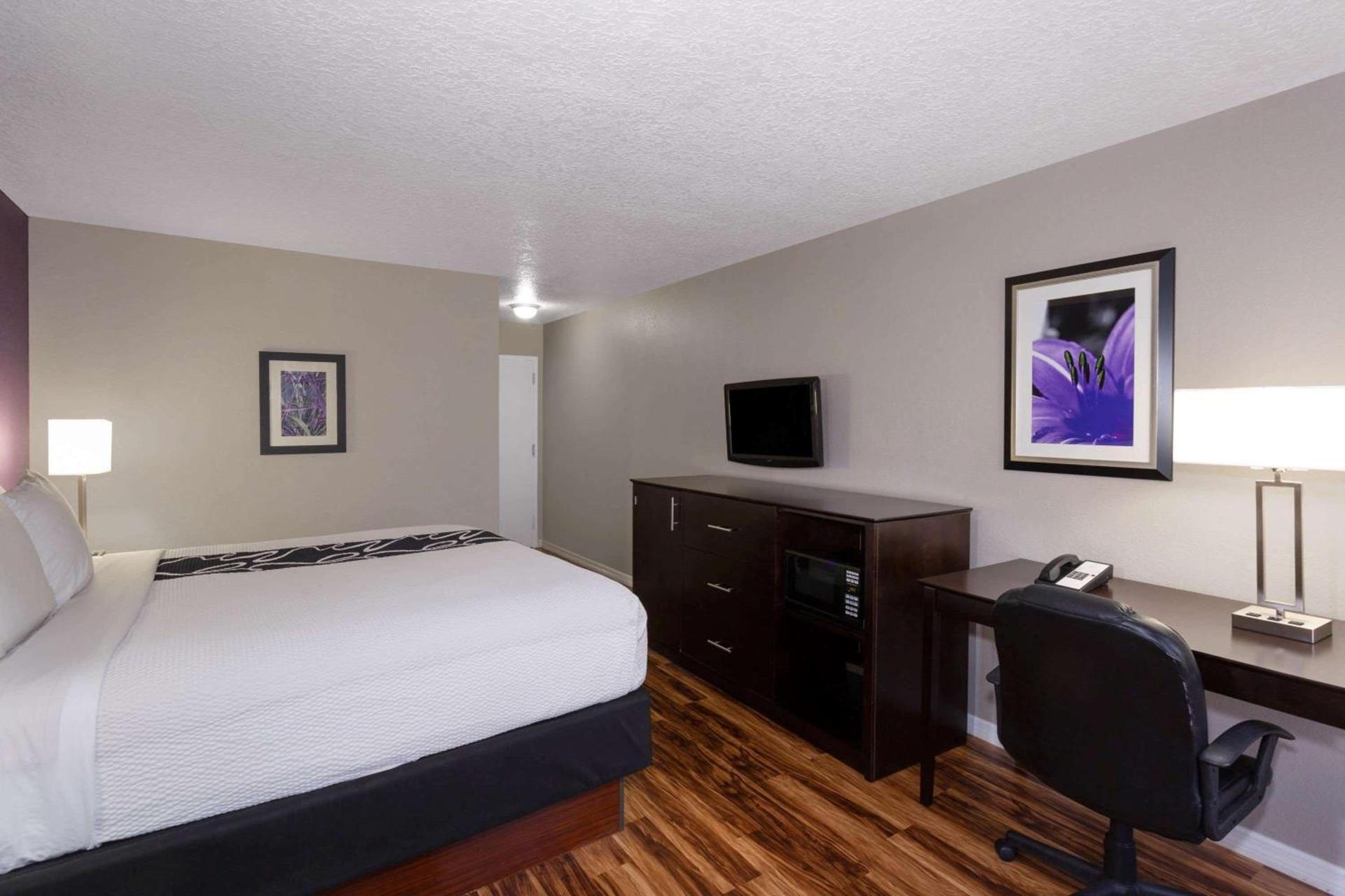 La Quinta by Wyndham Orlando Universal area - Free Shuttle to Universal photo 18