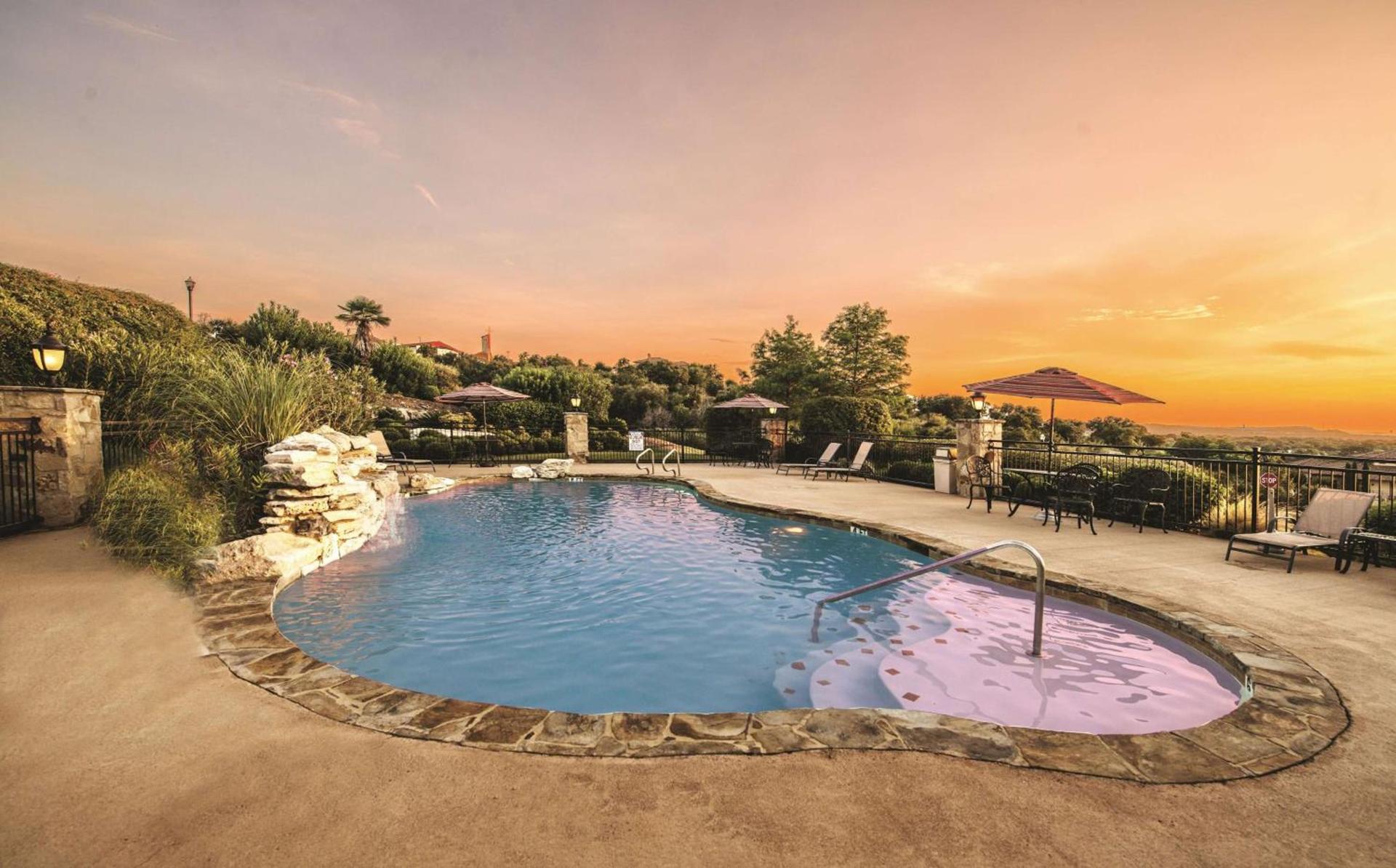 La Quinta by Wyndham Marble Falls photo 69
