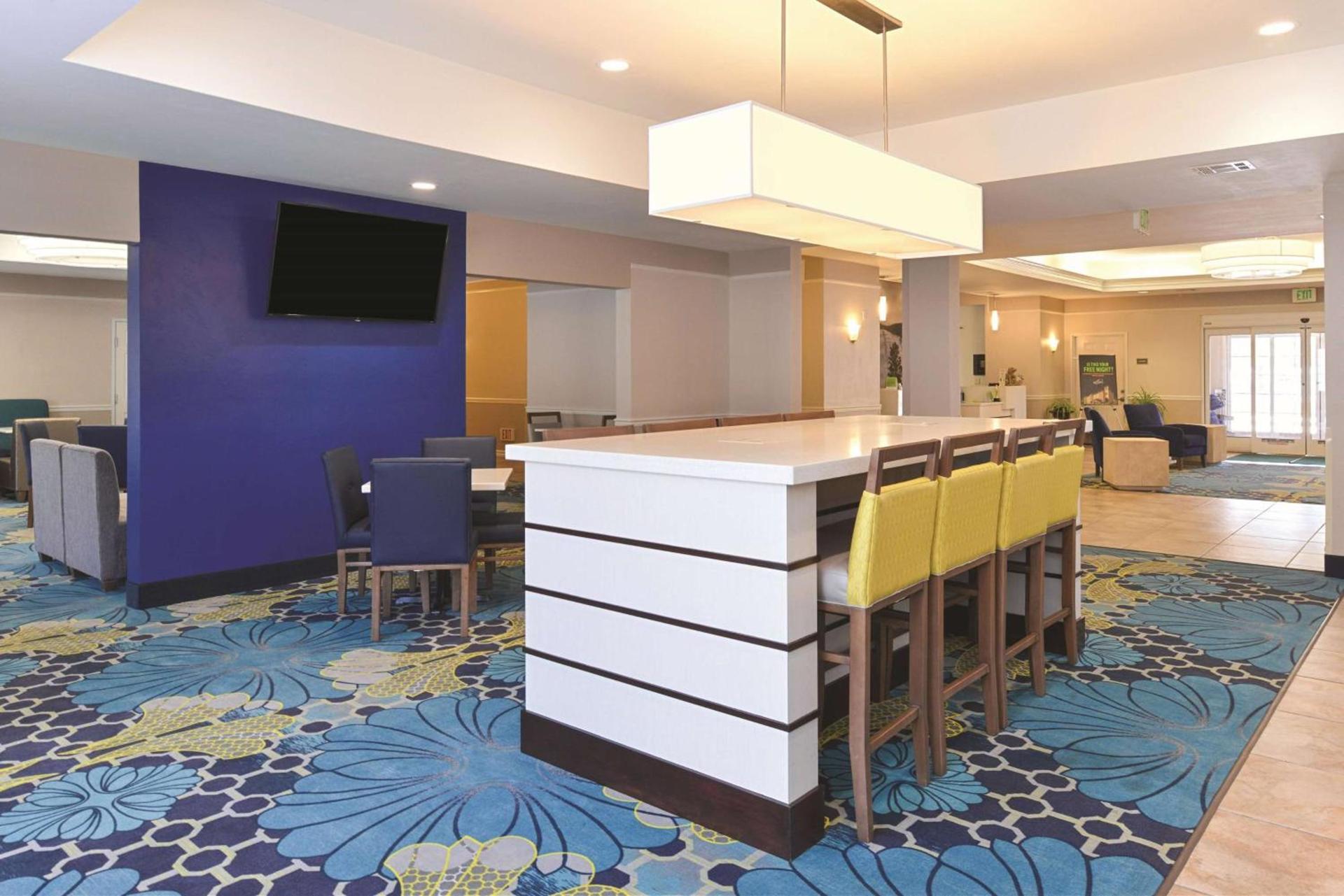 La Quinta by Wyndham Ruidoso Downs photo 17