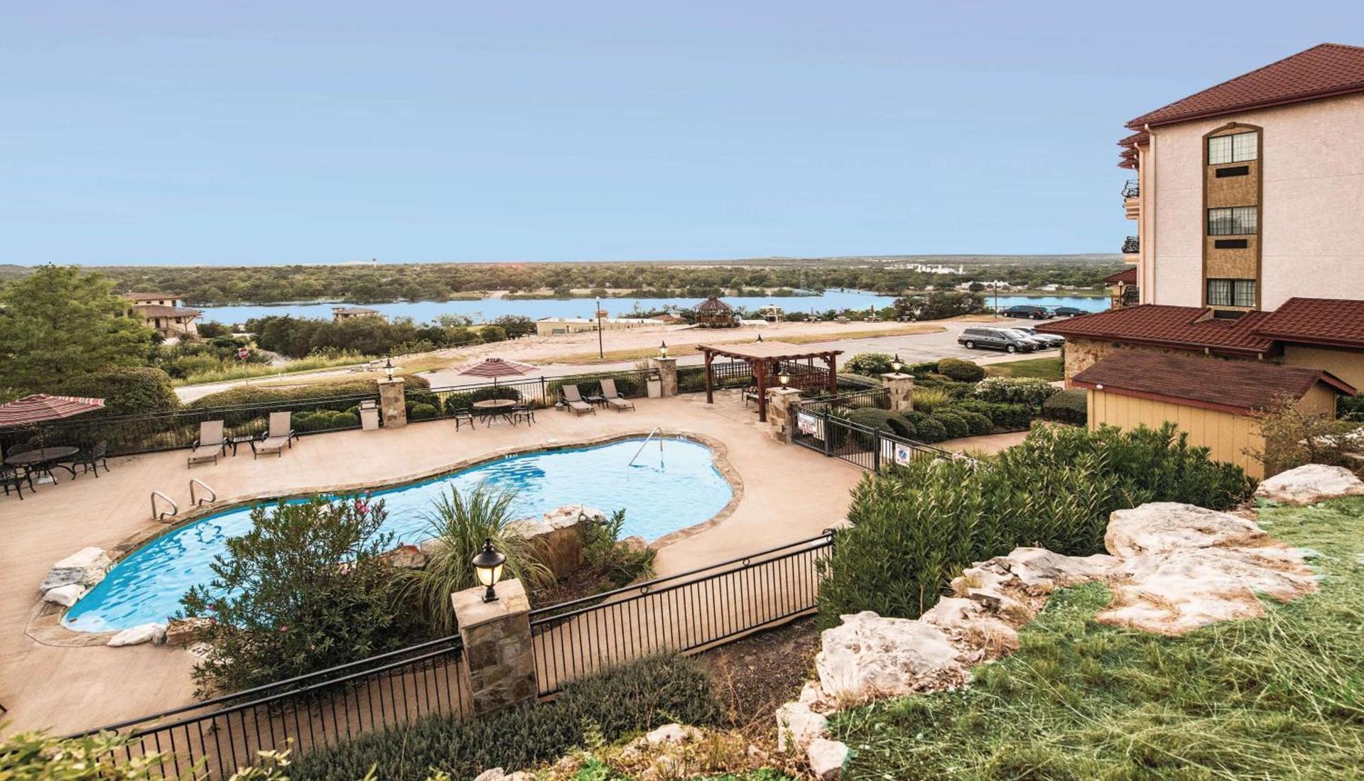 La Quinta by Wyndham Marble Falls photo 68