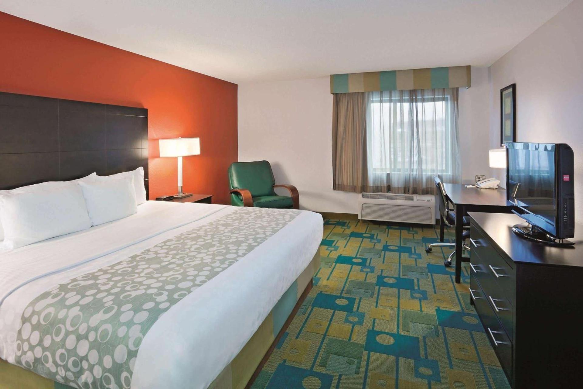 La Quinta by Wyndham Mansfield OH photo 16