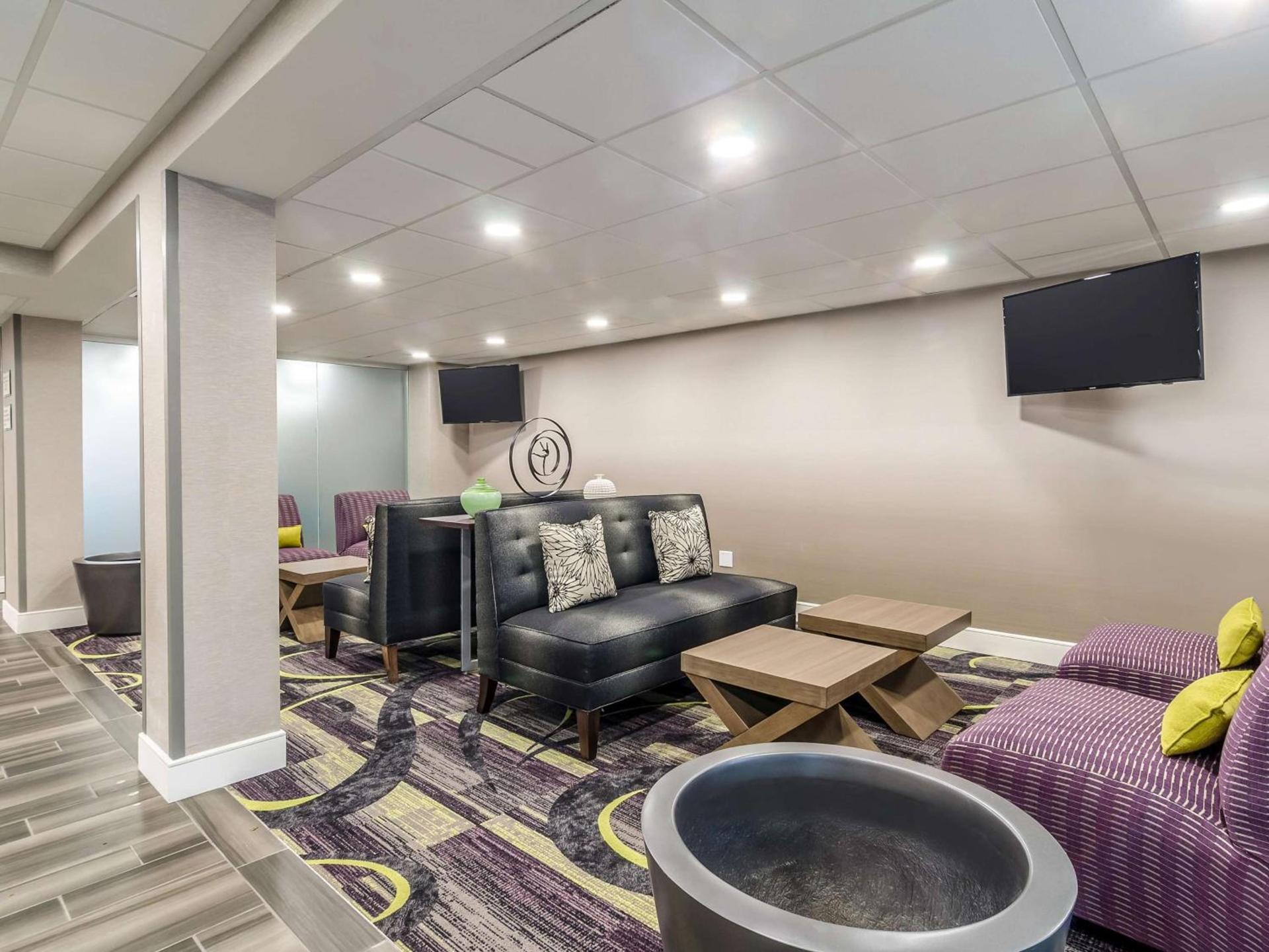 La Quinta Inn & Suites by Wyndham Myrtle Beach - N Kings Hwy photo 5
