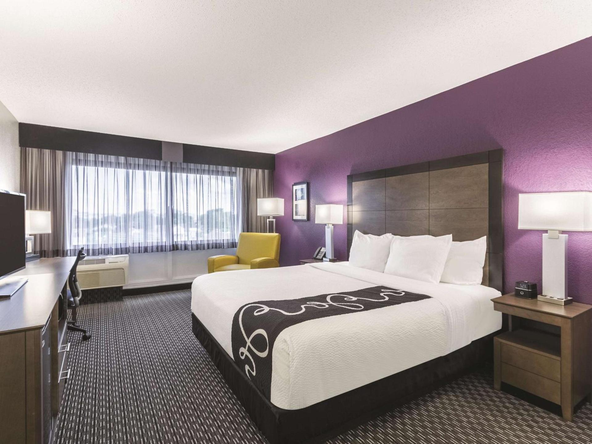 La Quinta Inn & Suites by Wyndham Myrtle Beach - N Kings Hwy photo 27