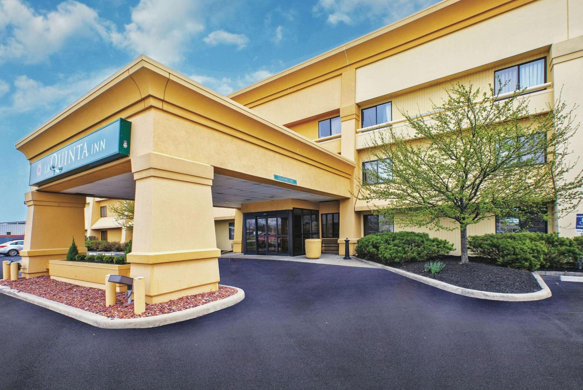 La Quinta Inn by Wyndham Toledo Perrysburg — hotel in Perrysburg
