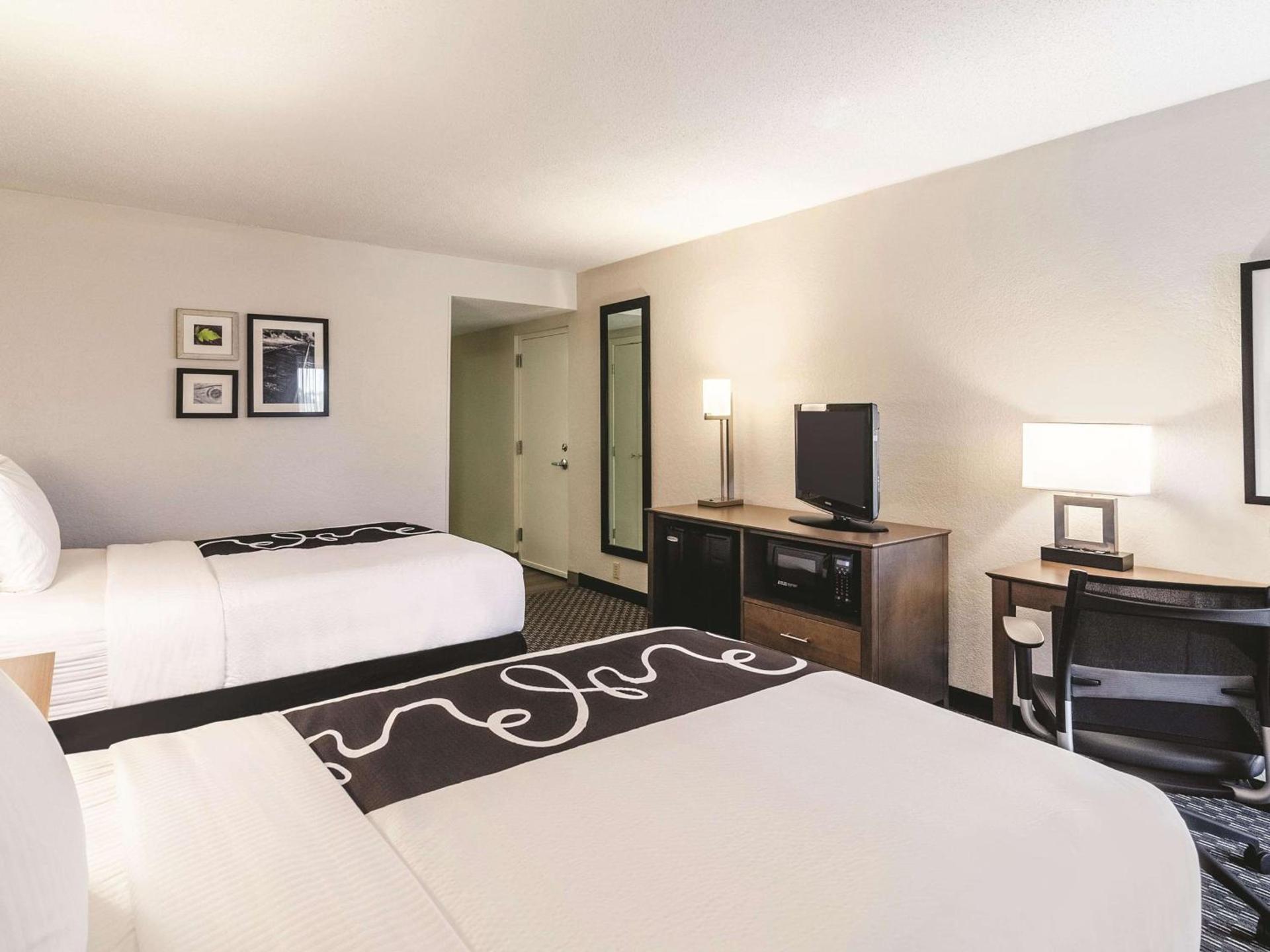 La Quinta Inn & Suites by Wyndham Myrtle Beach - N Kings Hwy photo 34