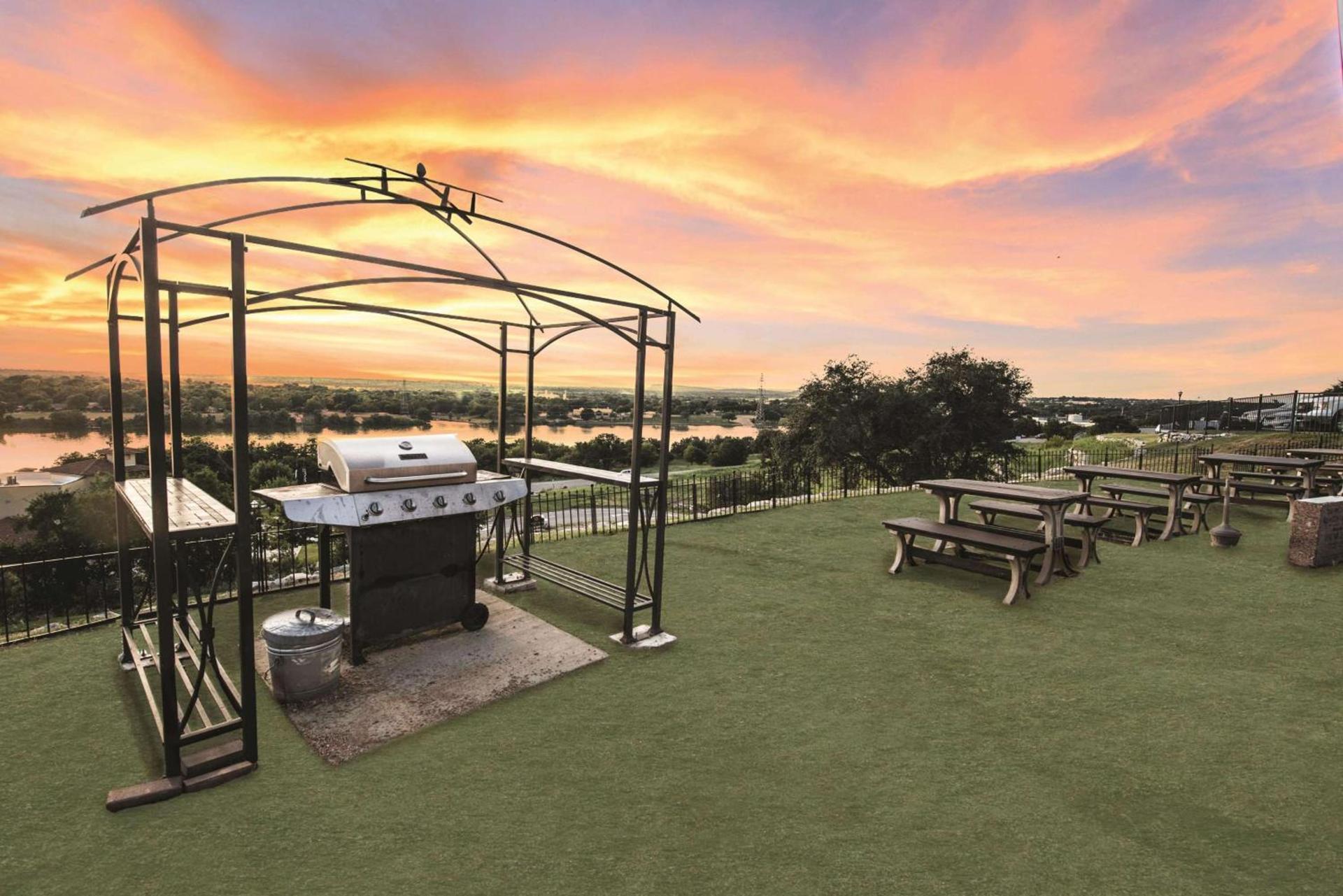 La Quinta by Wyndham Marble Falls photo 62