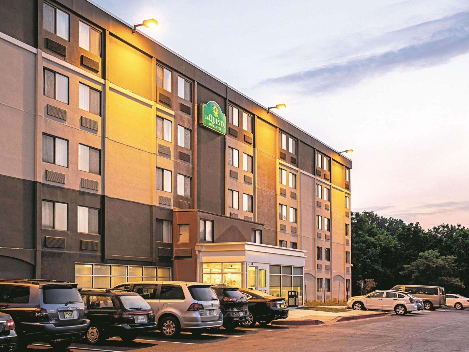 La Quinta by Wyndham Baltimore N / White Marsh photo 2