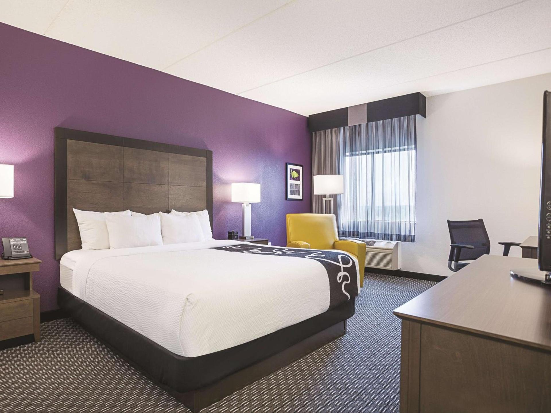 La Quinta by Wyndham Baltimore BWI Airport photo 3