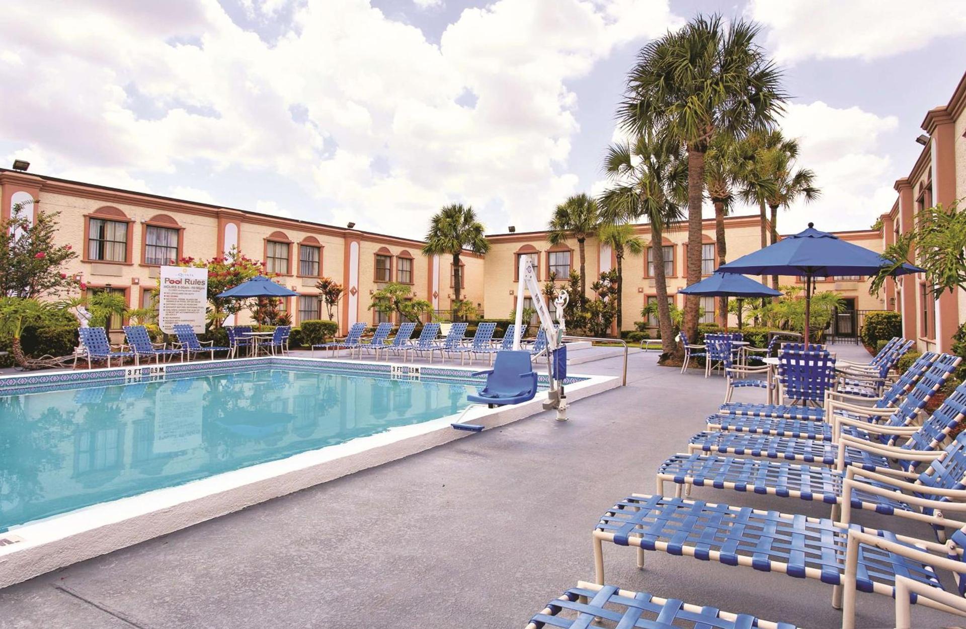 La Quinta Inn by Wyndham Orlando International Drive North photo 32