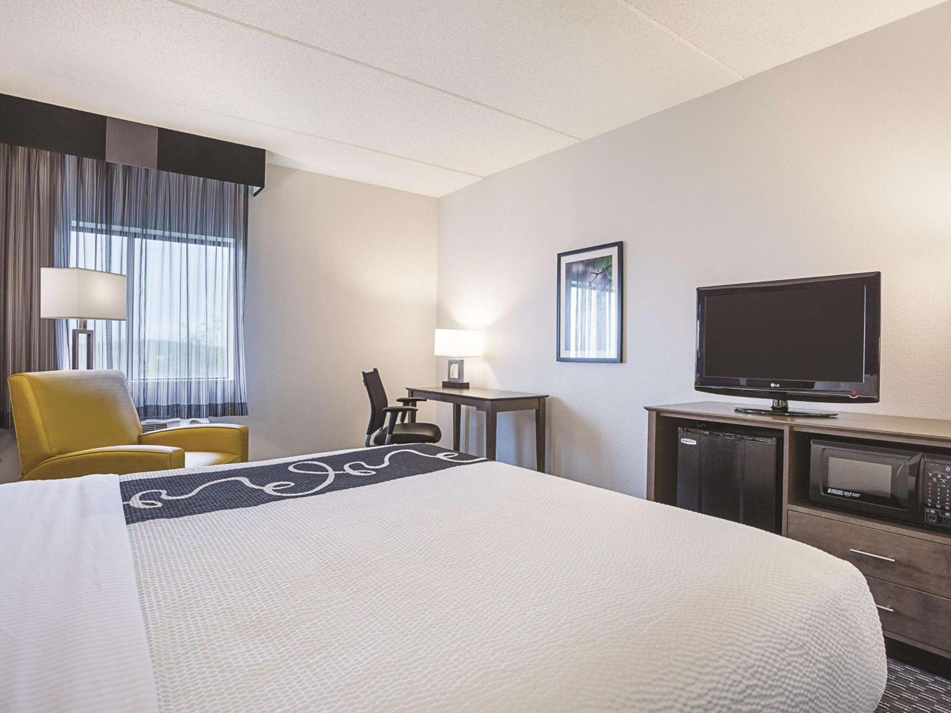 La Quinta by Wyndham Baltimore BWI Airport photo 21