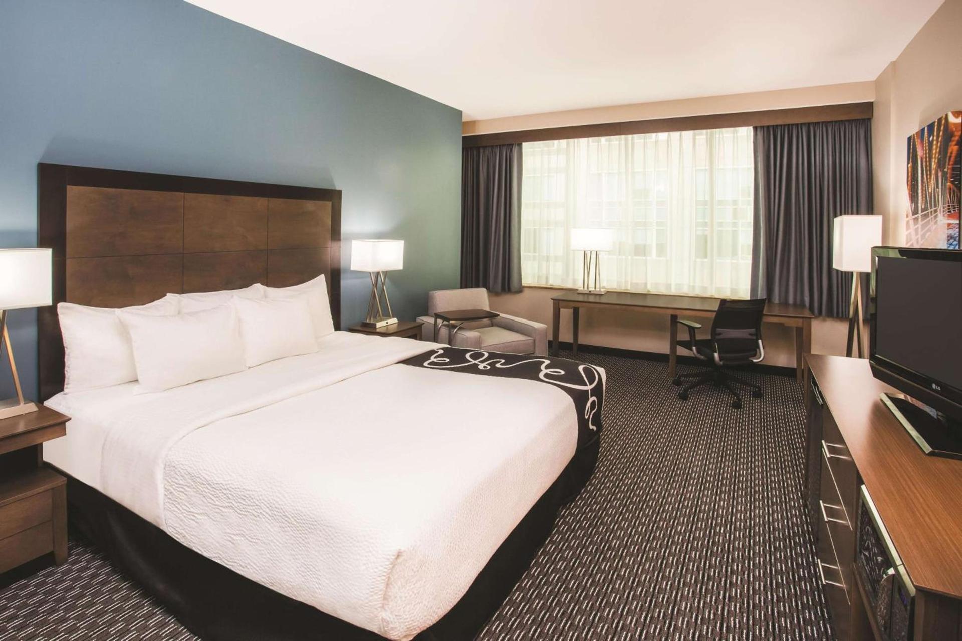La Quinta Inn & Suites by Wyndham Chicago Downtown photo 22