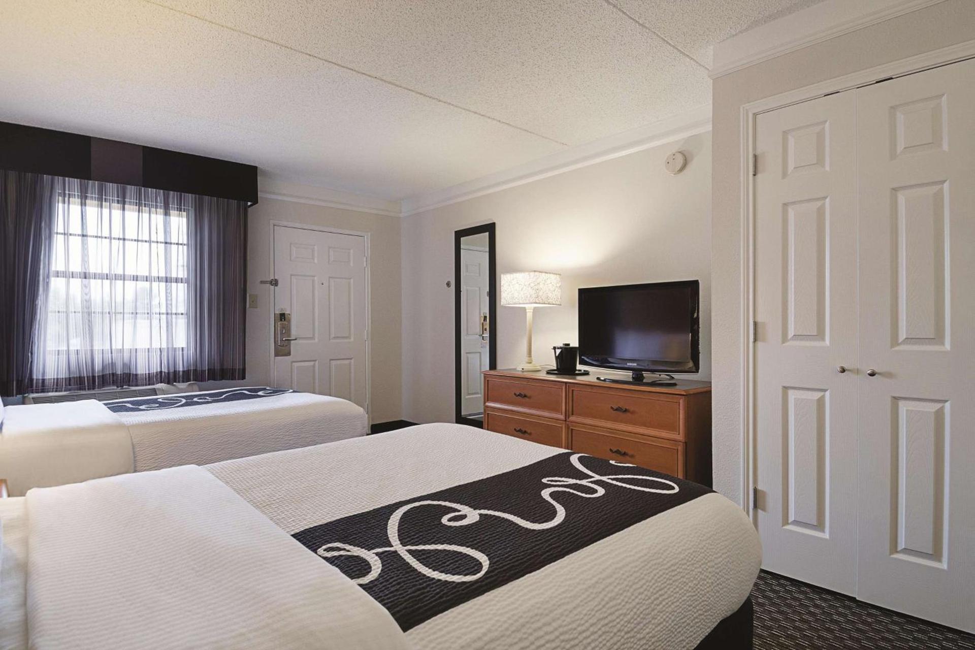 La Quinta by Wyndham Miami Airport East photo 19