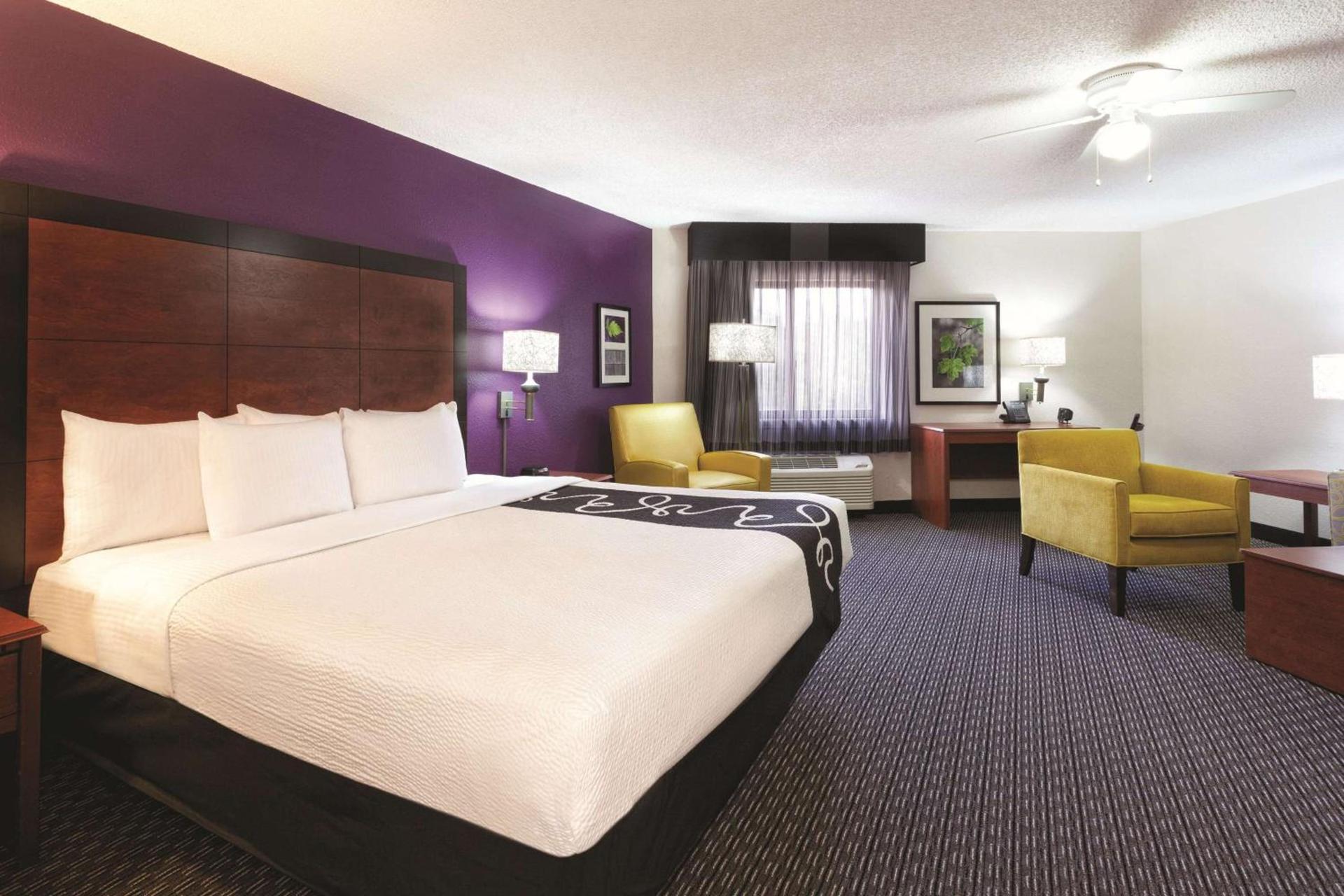 La Quinta by Wyndham Miami Airport East photo 12