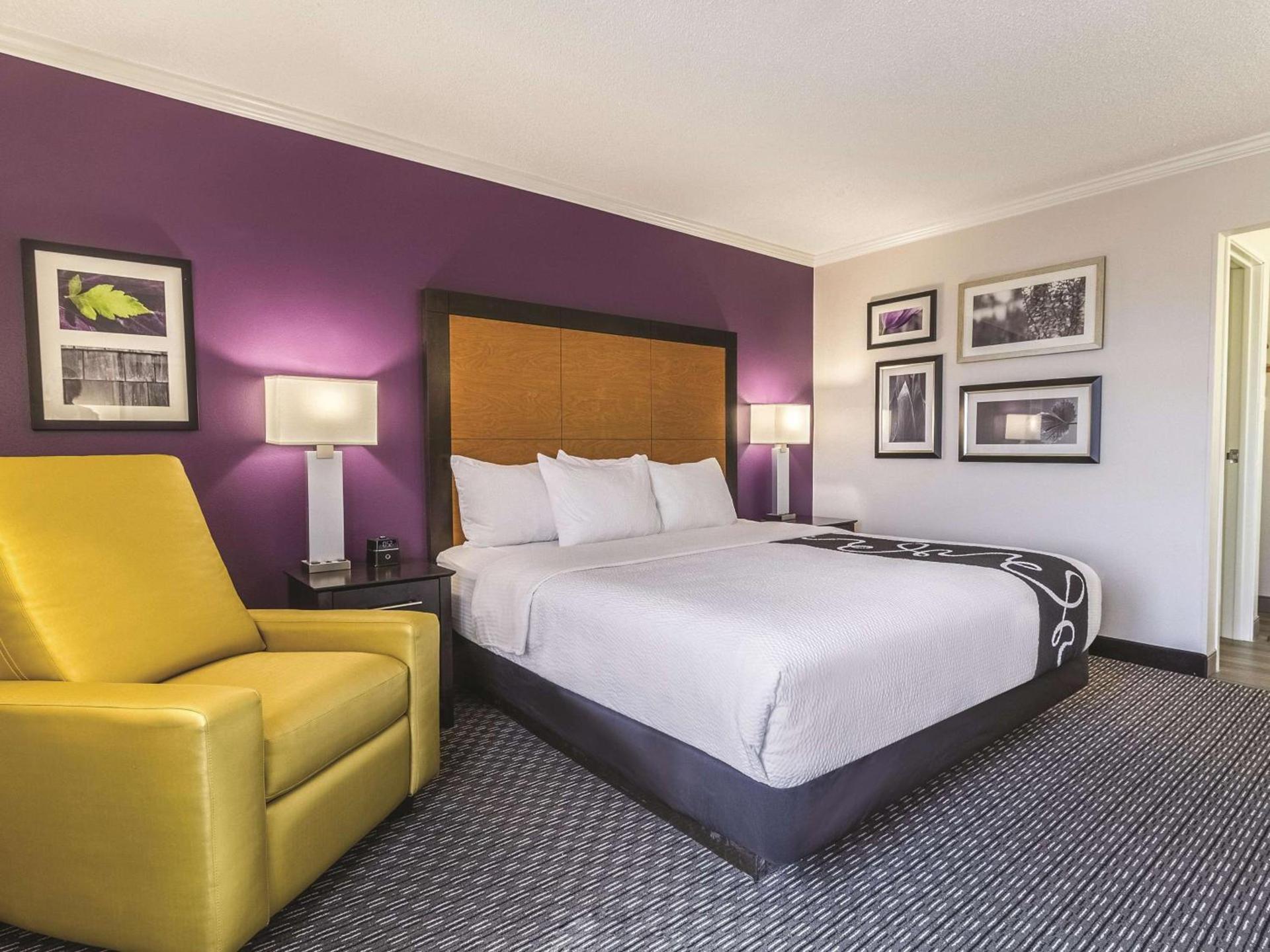 La Quinta by Wyndham Miami Airport East photo 18