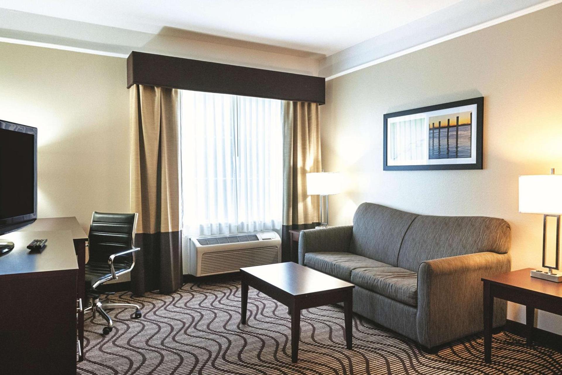 La Quinta by Wyndham Houma photo 40