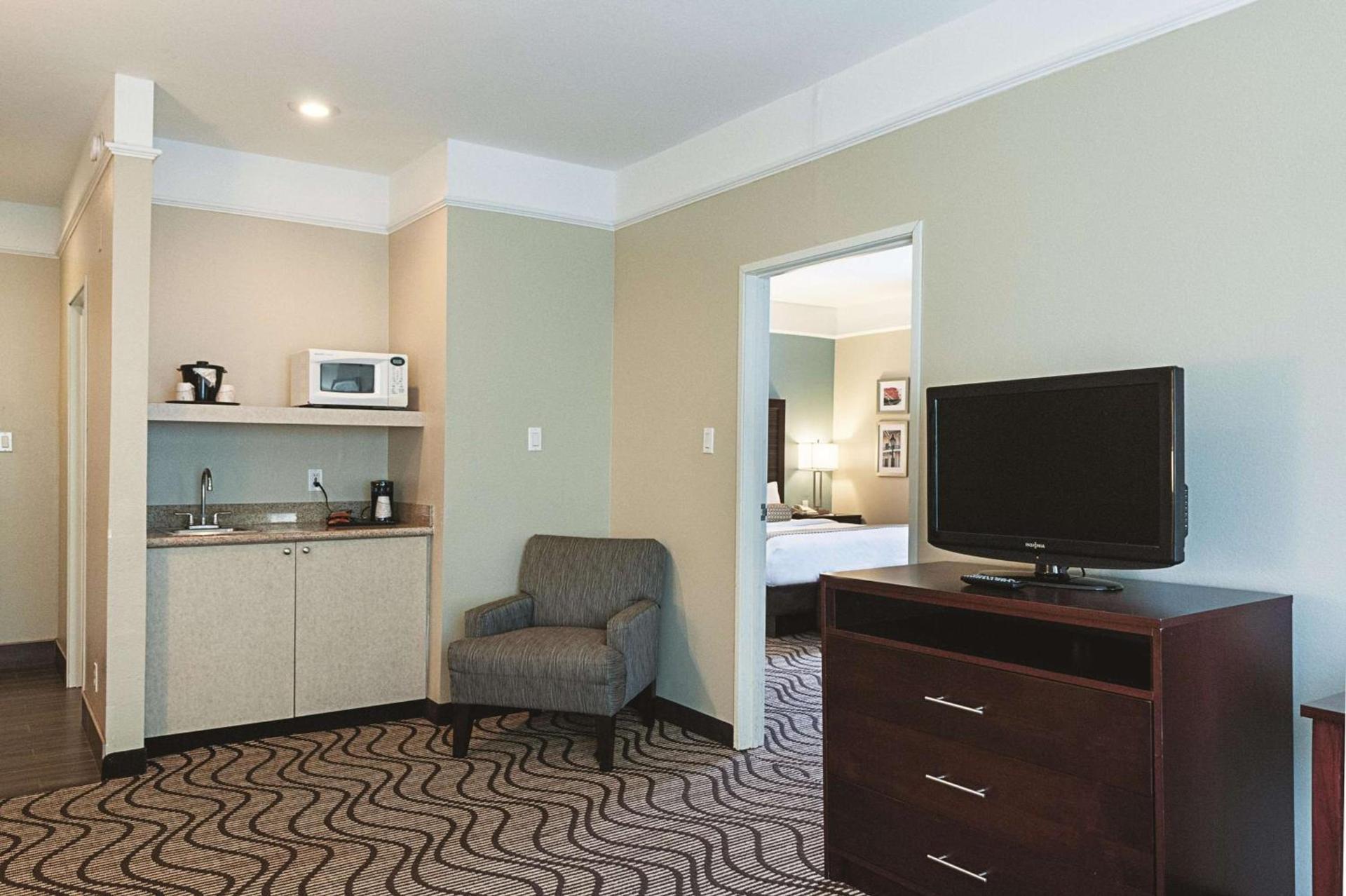 La Quinta by Wyndham Houma photo 38
