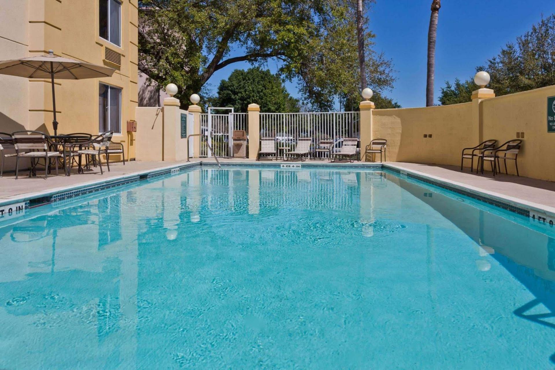 La Quinta by Wyndham Lakeland East photo 4