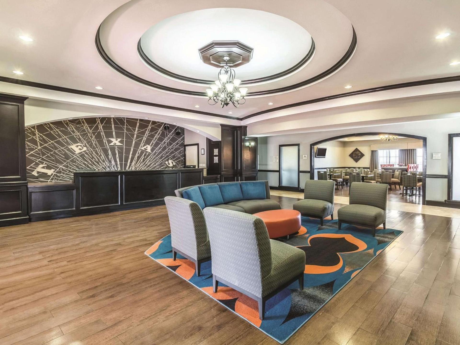 La Quinta by Wyndham Fort Worth - Lake Worth photo 8