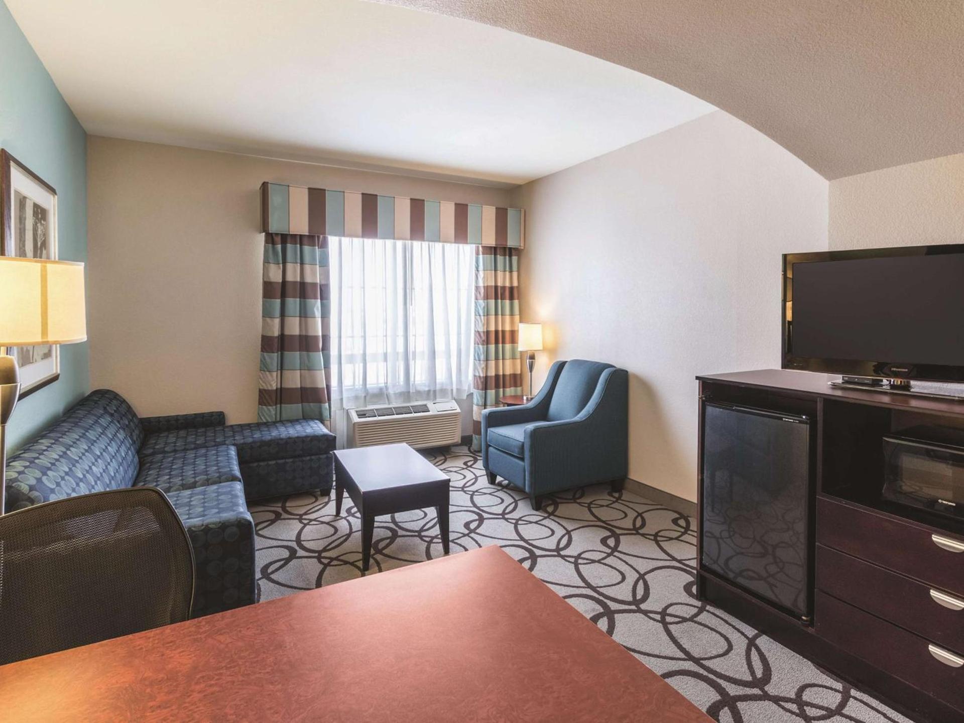 La Quinta by Wyndham Fort Worth - Lake Worth photo 25