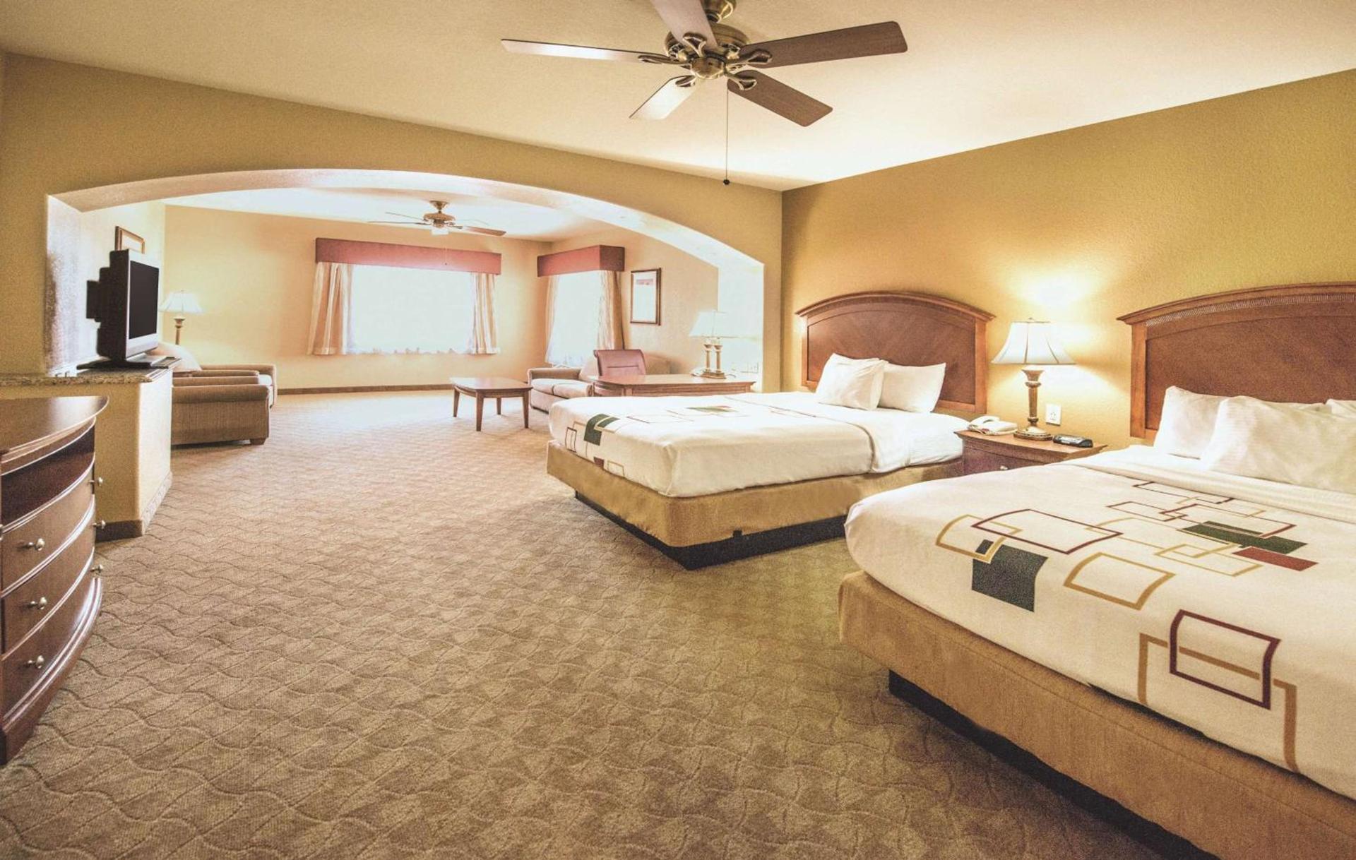 La Quinta by Wyndham Marble Falls photo 44