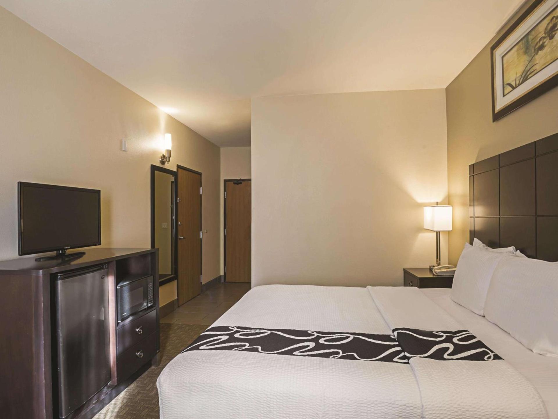La Quinta Inn by Wyndham Olympia - Lacey photo 8