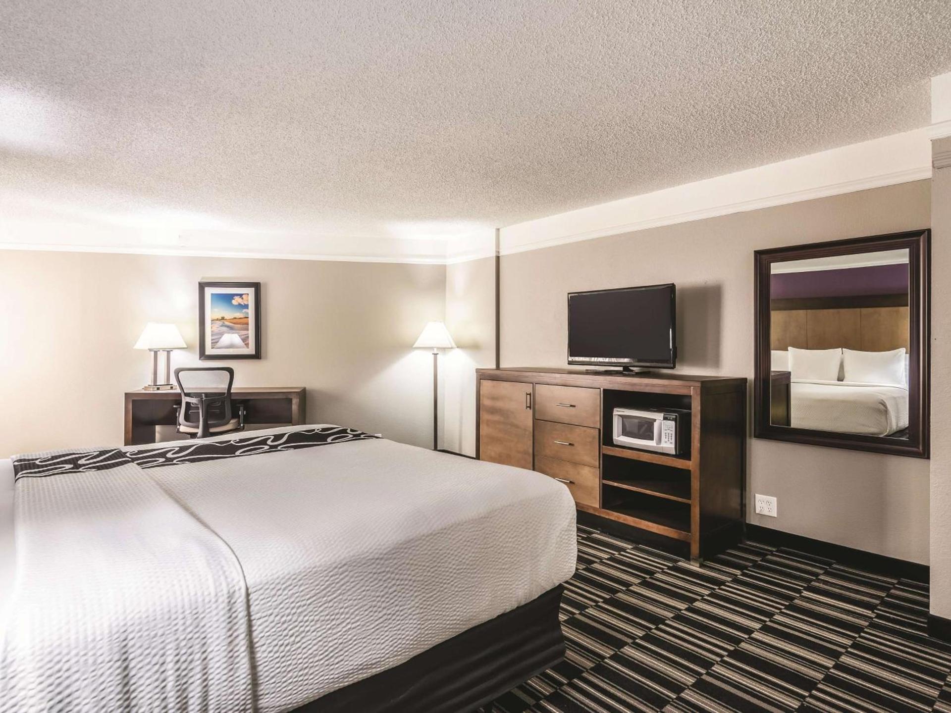 La Quinta Inn by Wyndham Jupiter photo 28