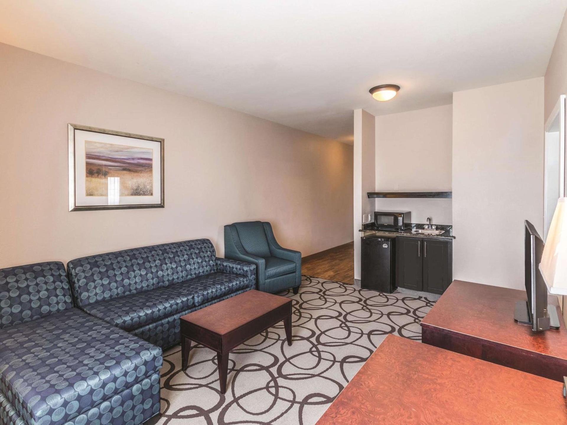 La Quinta by Wyndham Fort Worth - Lake Worth photo 56
