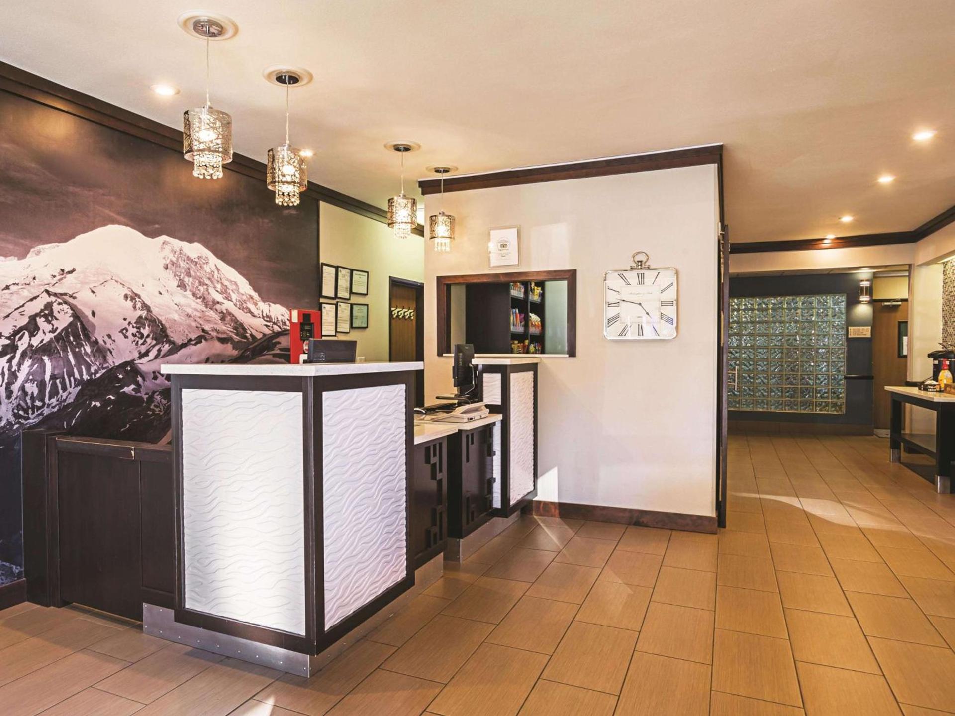 La Quinta Inn by Wyndham Olympia - Lacey photo 22
