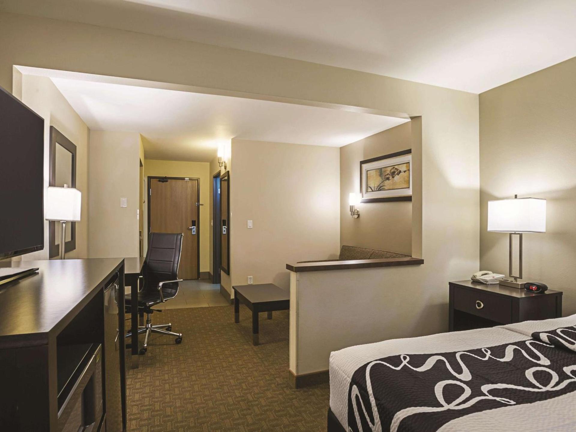 La Quinta Inn by Wyndham Olympia - Lacey photo 29