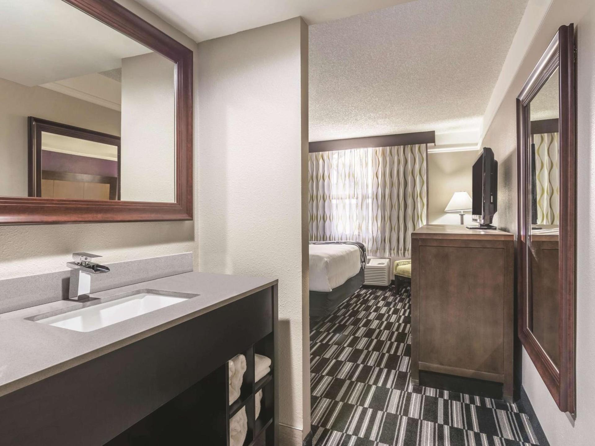 La Quinta Inn by Wyndham Jupiter photo 23