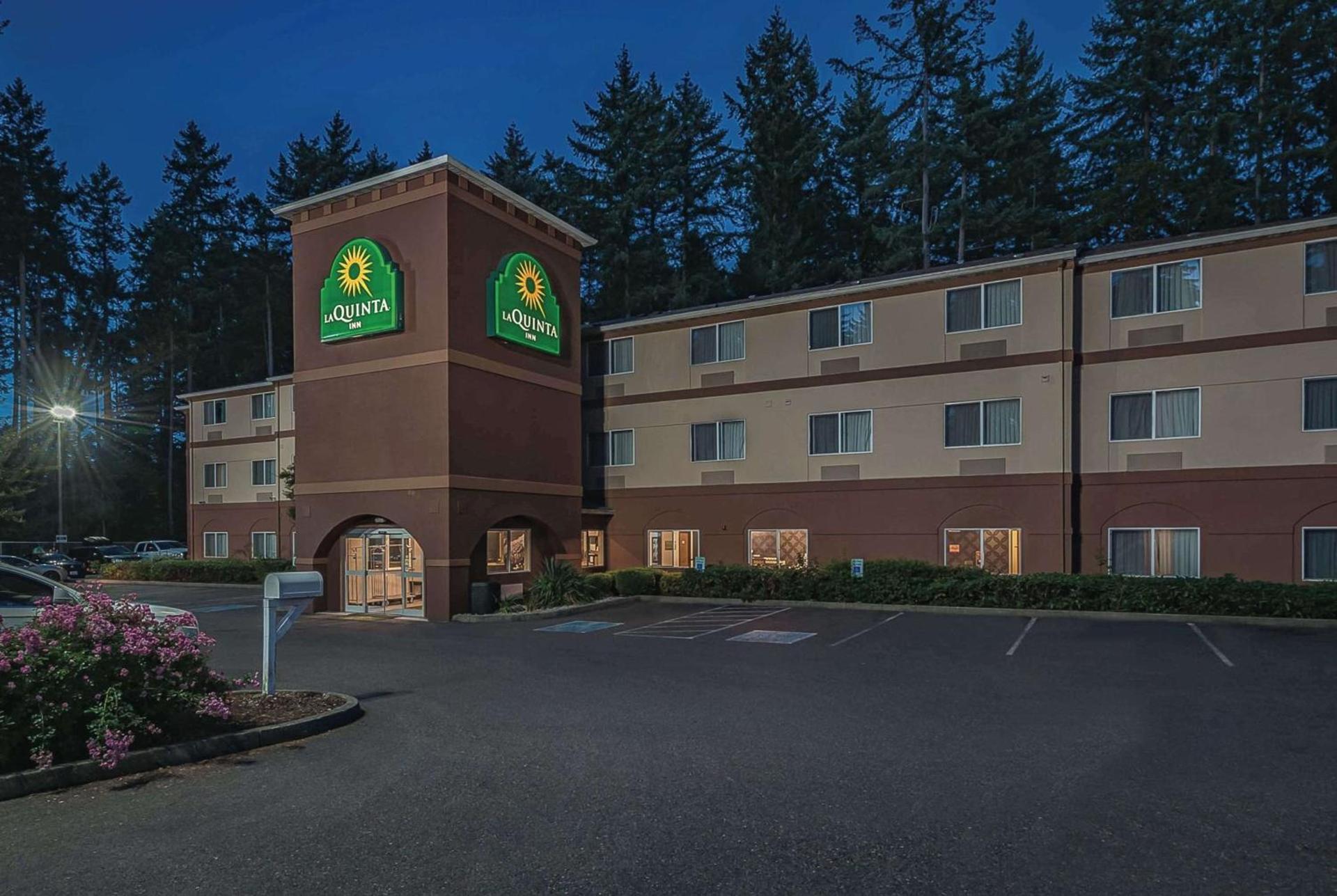 La Quinta Inn by Wyndham Olympia - Lacey photo 36