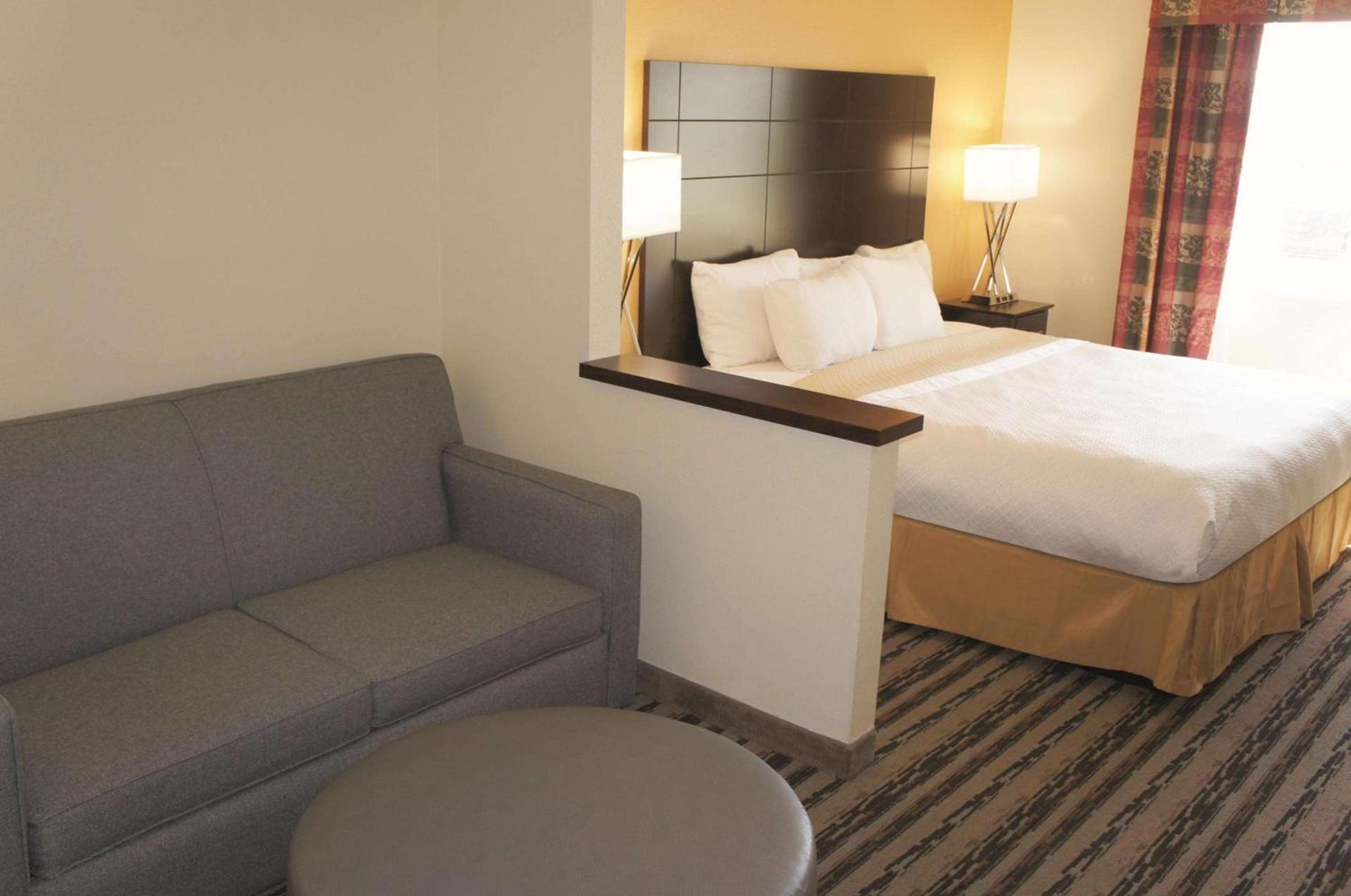 La Quinta Inn by Wyndham Lincoln, Nebraska photo 61
