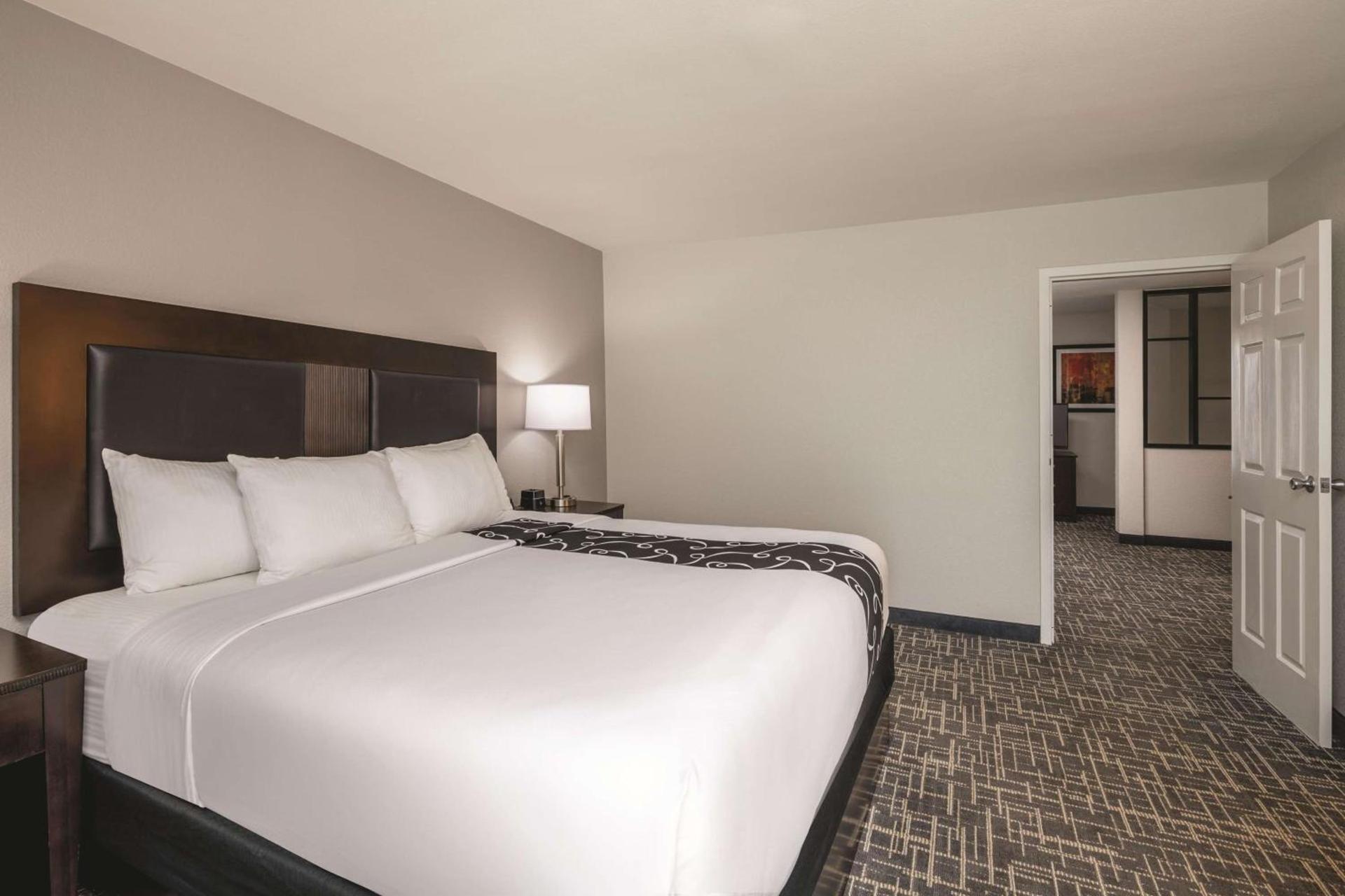La Quinta by Wyndham Atlanta Airport South photo 9