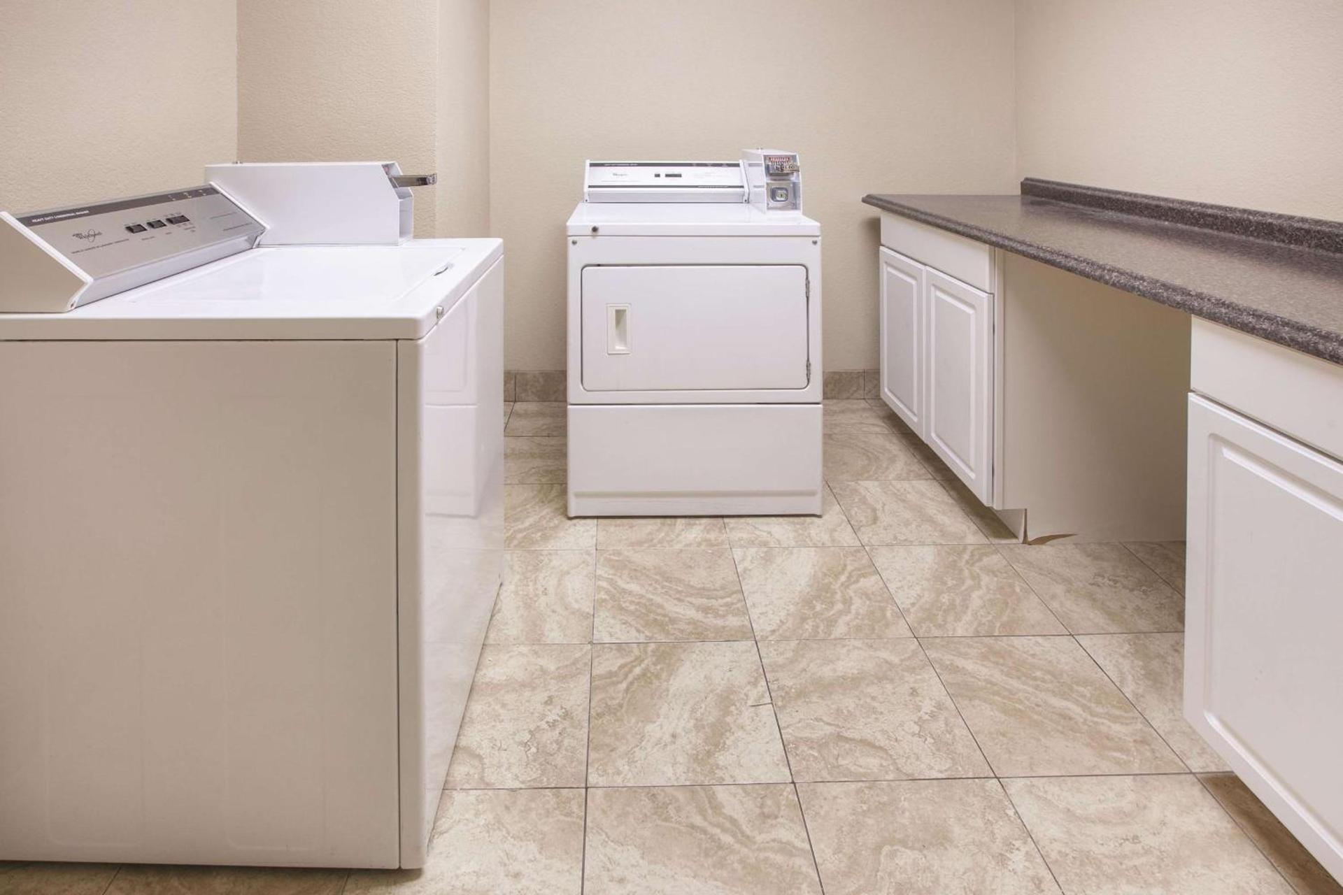 La Quinta by Wyndham Garland Harbor Point photo 38